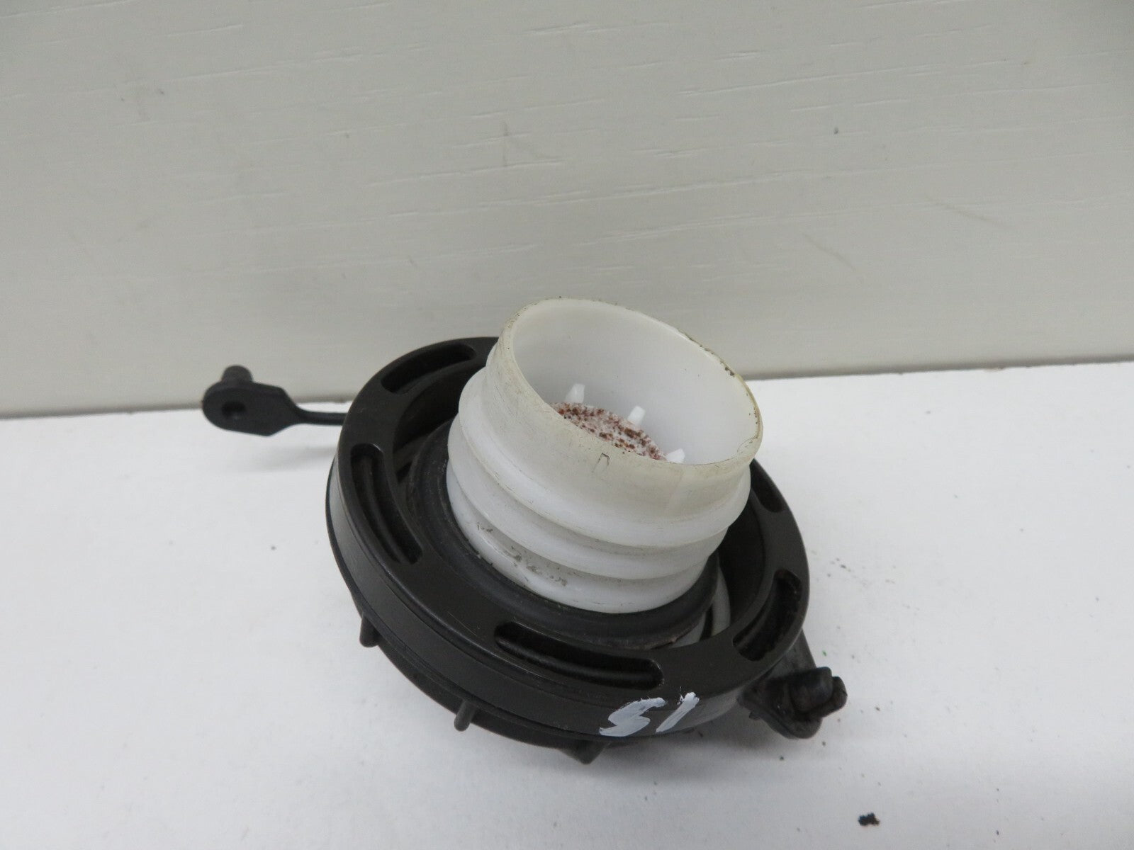 HYUNDAI I40 DIESEL FUEL CAP 2011-2015 A581-15