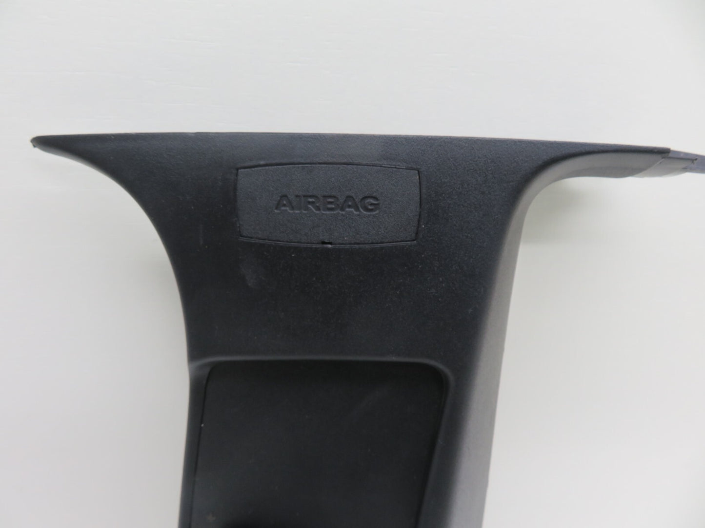 FORD FOCUS MK2 ST225 OS DRIVER B PILLAR TRIM 4M51-B24582-A 2006-2010 1654-2