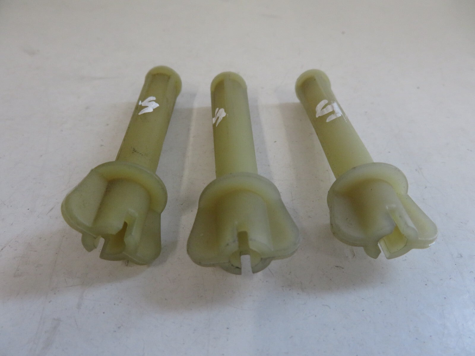 FORD GALAXY MK3 REAR TAIL LIGHT FITTINGS X3 2006-2010 A1425-5