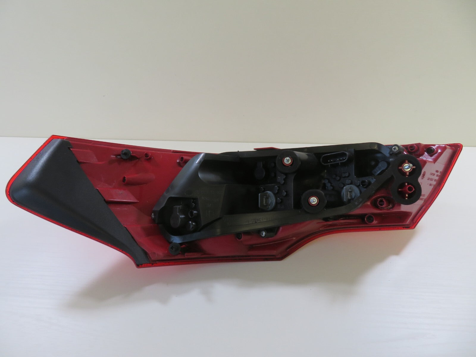 VAUXHALL INSIGNIA ESTATE NSR PASSENGER TAIL LIGHT 13277877 2008-2013 OSBK1731