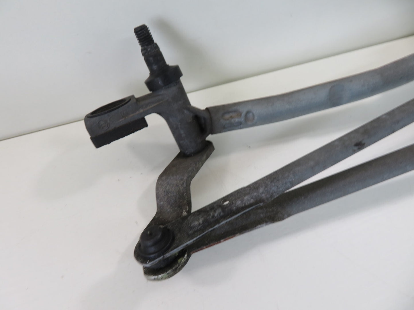 FORD FIESTA MK7 FRONT WIPER MOTOR WITH LINKAGE 8A61-17B571-BA 2009-2012 1351-24