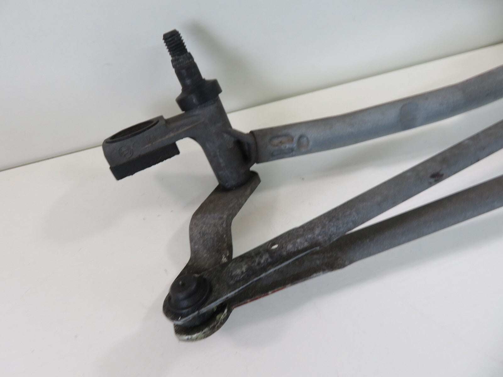 FORD FIESTA MK7 FRONT WIPER MOTOR WITH LINKAGE 8A61-17B571-BA 2009-2012 1351-24