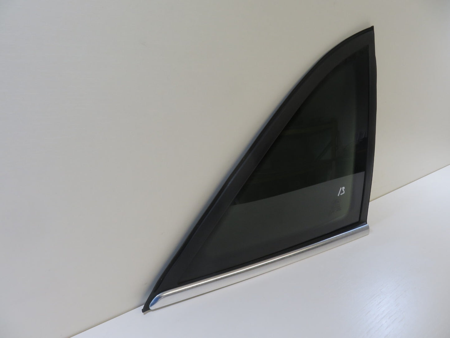 FORD C MAX GRAND OSR DRIVER REAR QUARTER GLASS WINDOW 2011-2015 1037-13