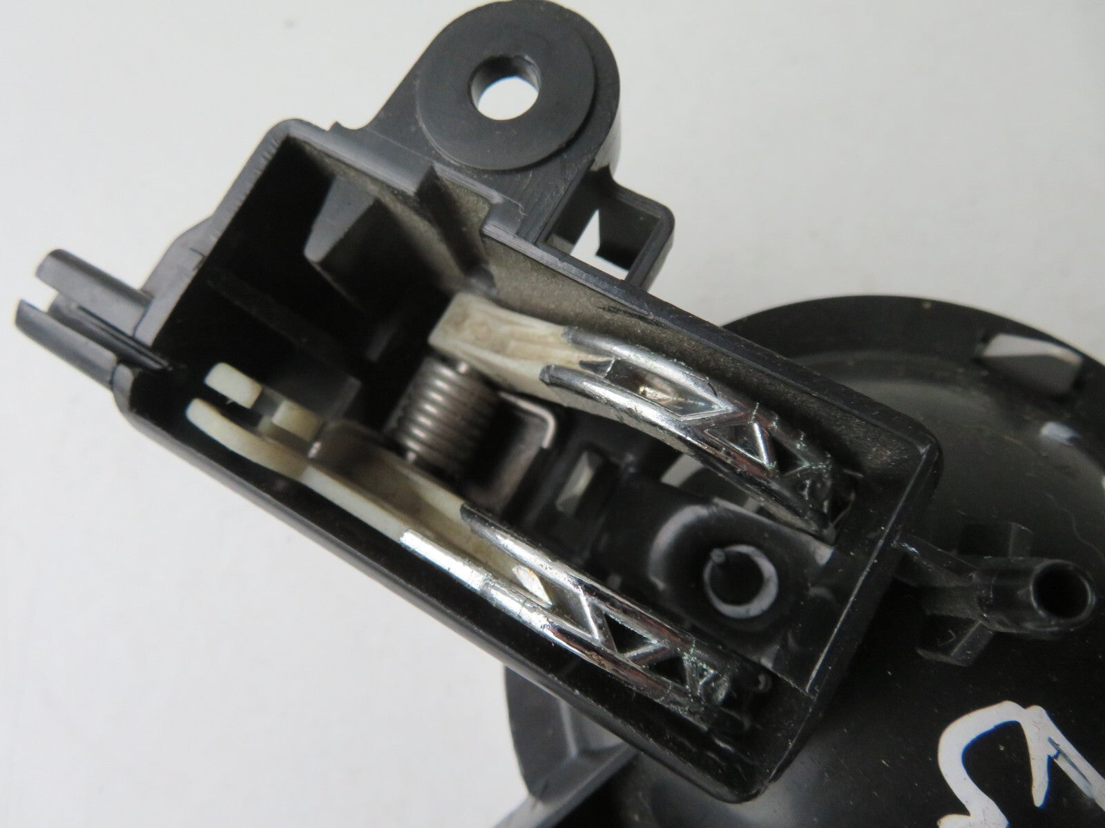 BMW MINI COOPER R50 NS PASSENGER INTERIOR DOOR HANDLE 6919451 2000-2006 A0925-16