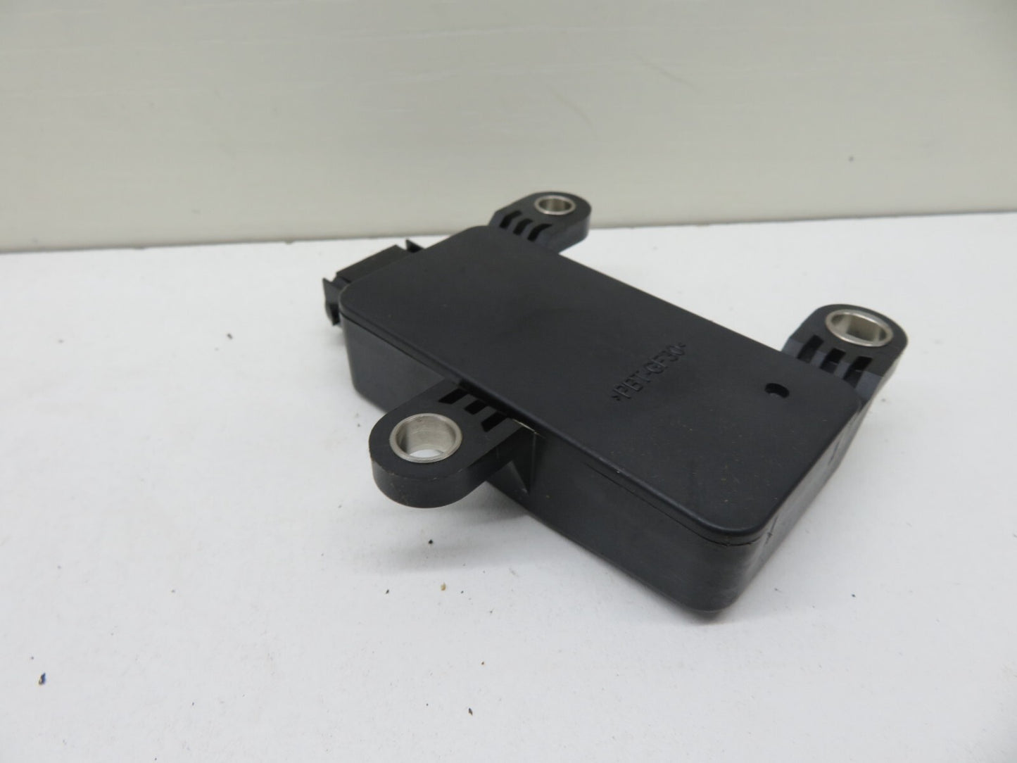 HYUNDAI I40 YAW RATE SENSOR 95690-2T350 2011-2015 A581-14