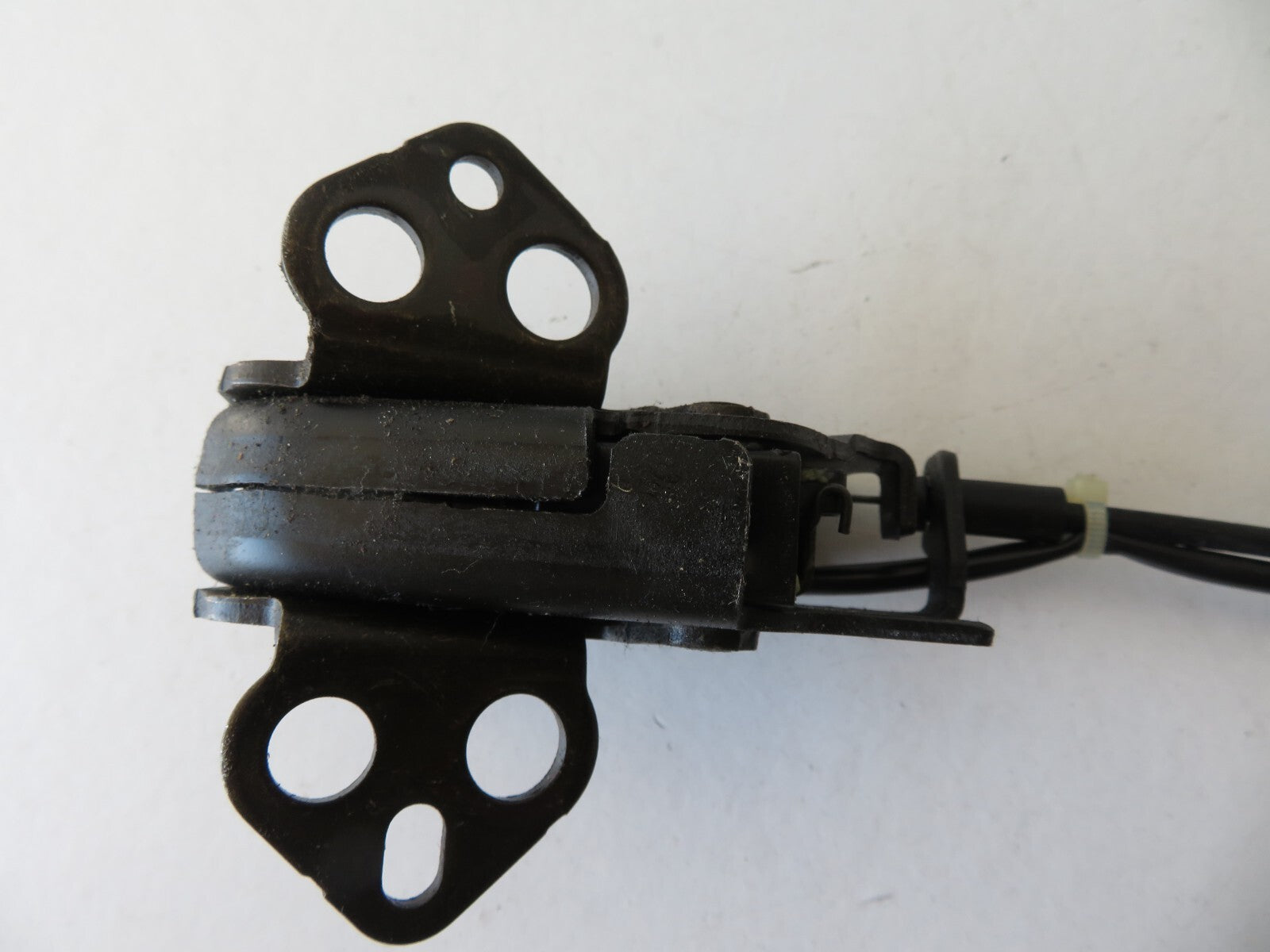 MAZDA RX8 OSR TOP DOOR LOCK CATCH 2003-2008 AMS1403 SA