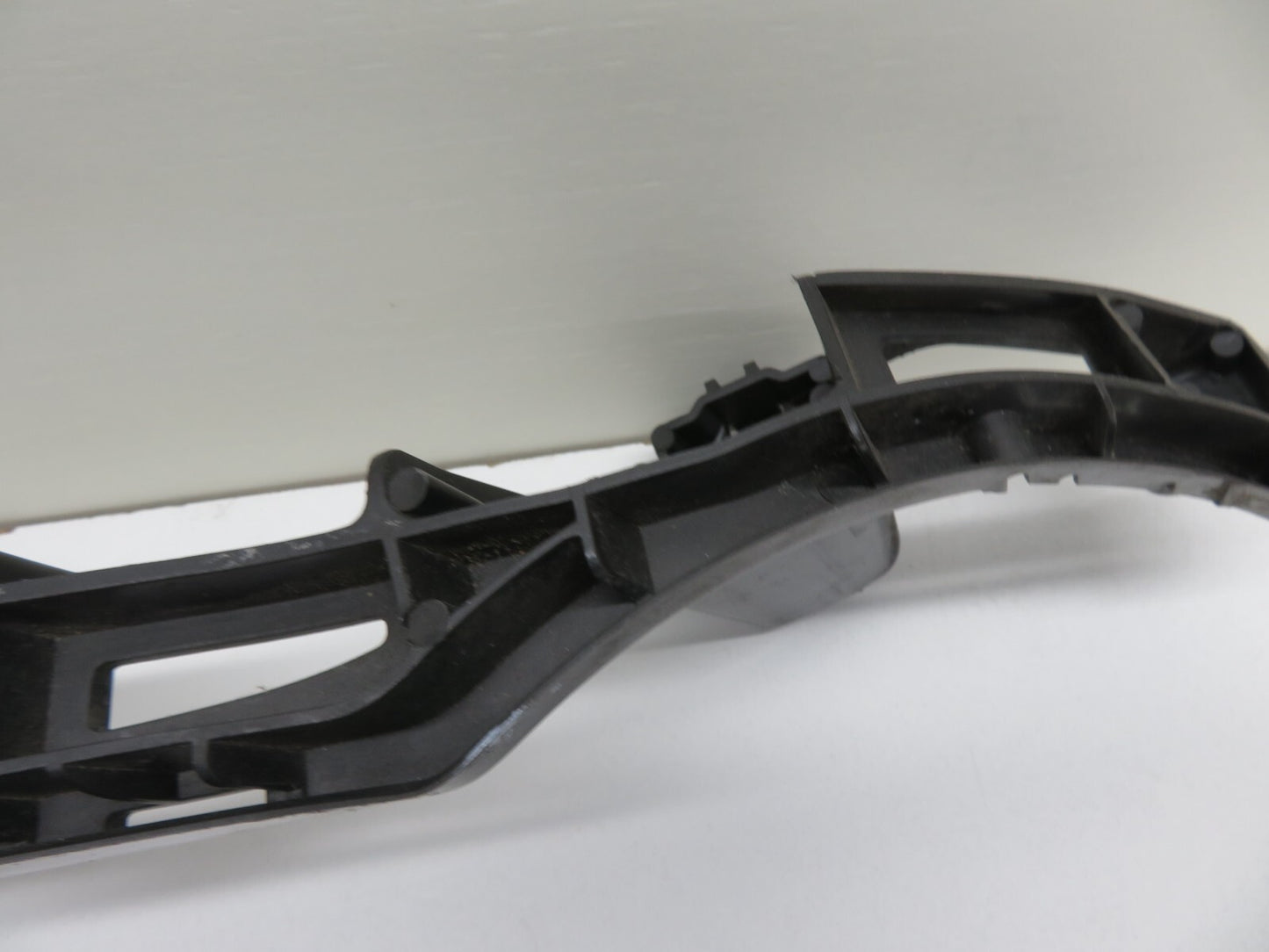 VOLKSWAGEN VW EOS OS DRIVERS SIDE BUMPER GUIDE 1Q0807890 2006-2010 1701-1