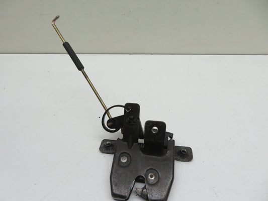 BMW E36 3 SERIES TAILGATE BOOT LOCK CATCH 81737211 1991-1998 1756-5