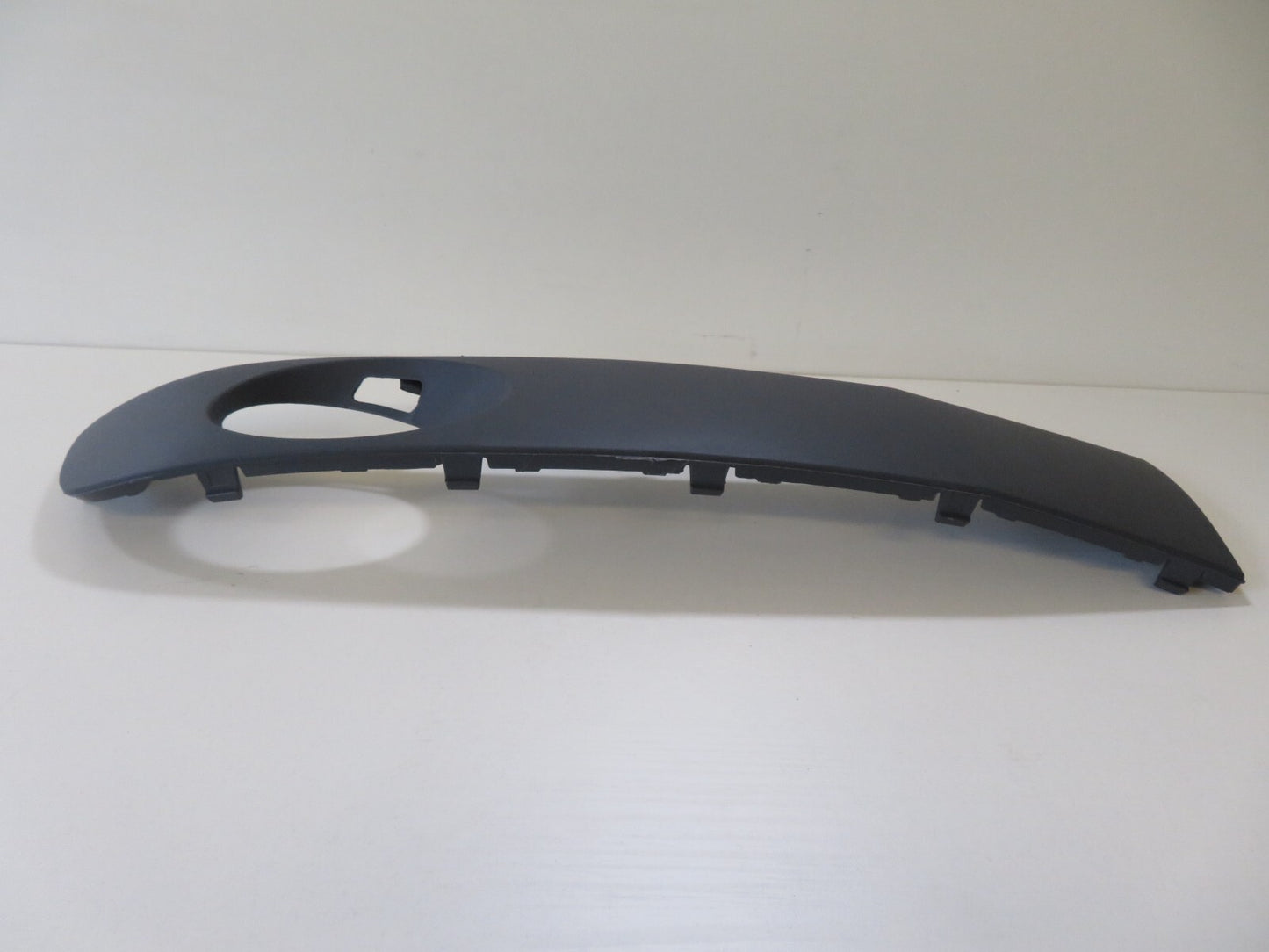 OS DRIVER RH FRONT BUMPER GRILLE FOG SURROUND FOR VW TRANSPORTER 2003-2015