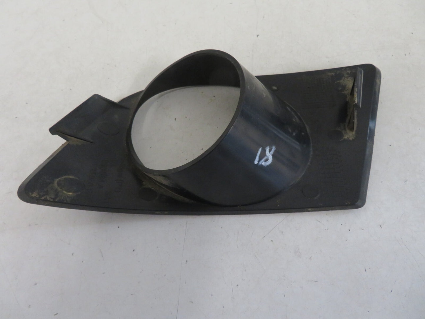 FORD GALAXY OS DRIVER FRONT FOGLIGHT TRIM 7M5853684A 2000-2006 VWMIX1642-18