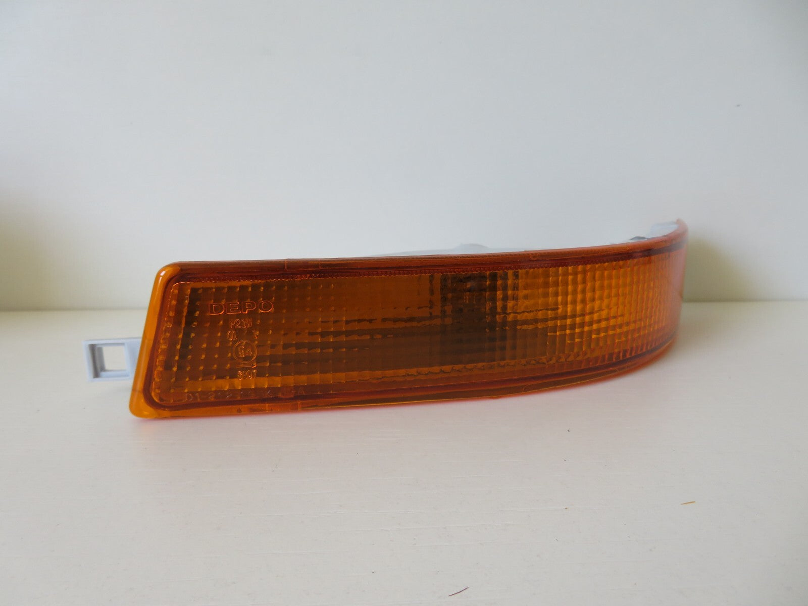 NS PASSENGER FRONT INDICATOR LIGHT FOR TOYOTA COROLLA 1992-1994 212-1654L-AE