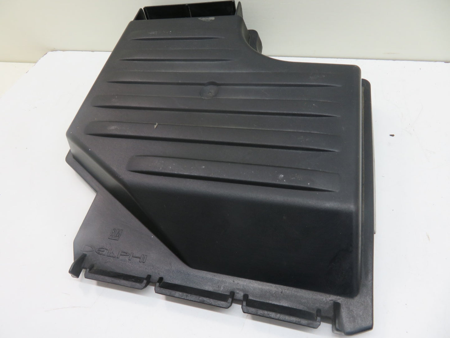 VAUXHALL CORSA ENGINE BAY FUSE BOX COVER TRIM 09115986 2000-2006 1530-4