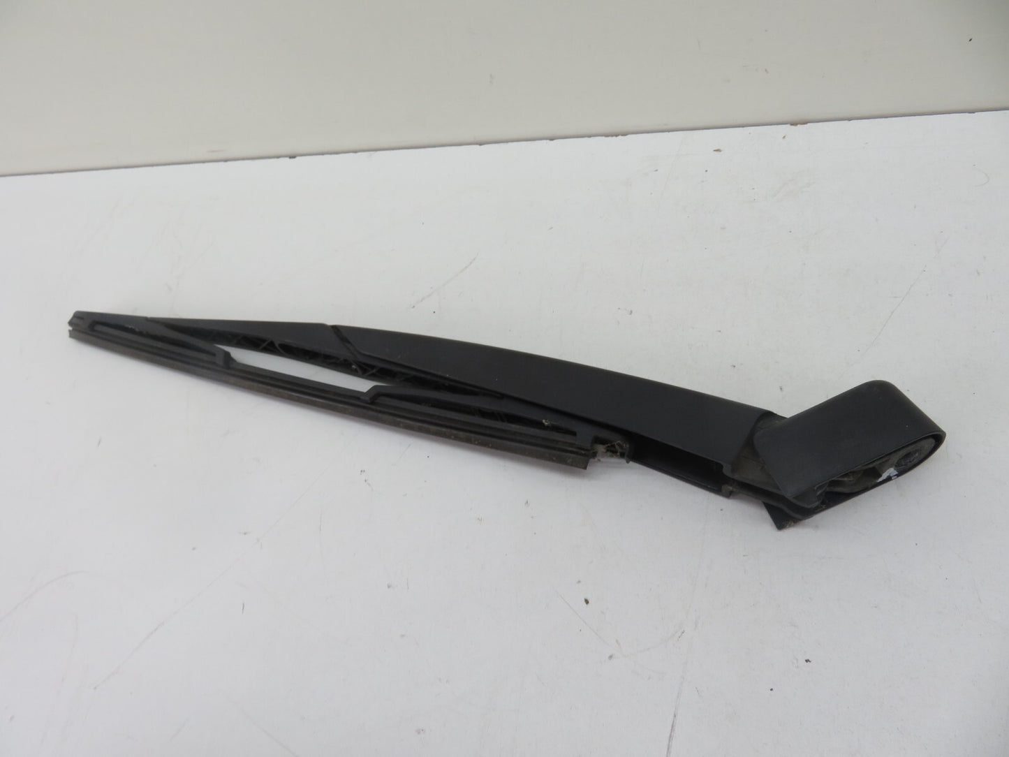 VAUXHALL ASTRA MK5 REAR WIPER ARM 2004-2010 1049-7