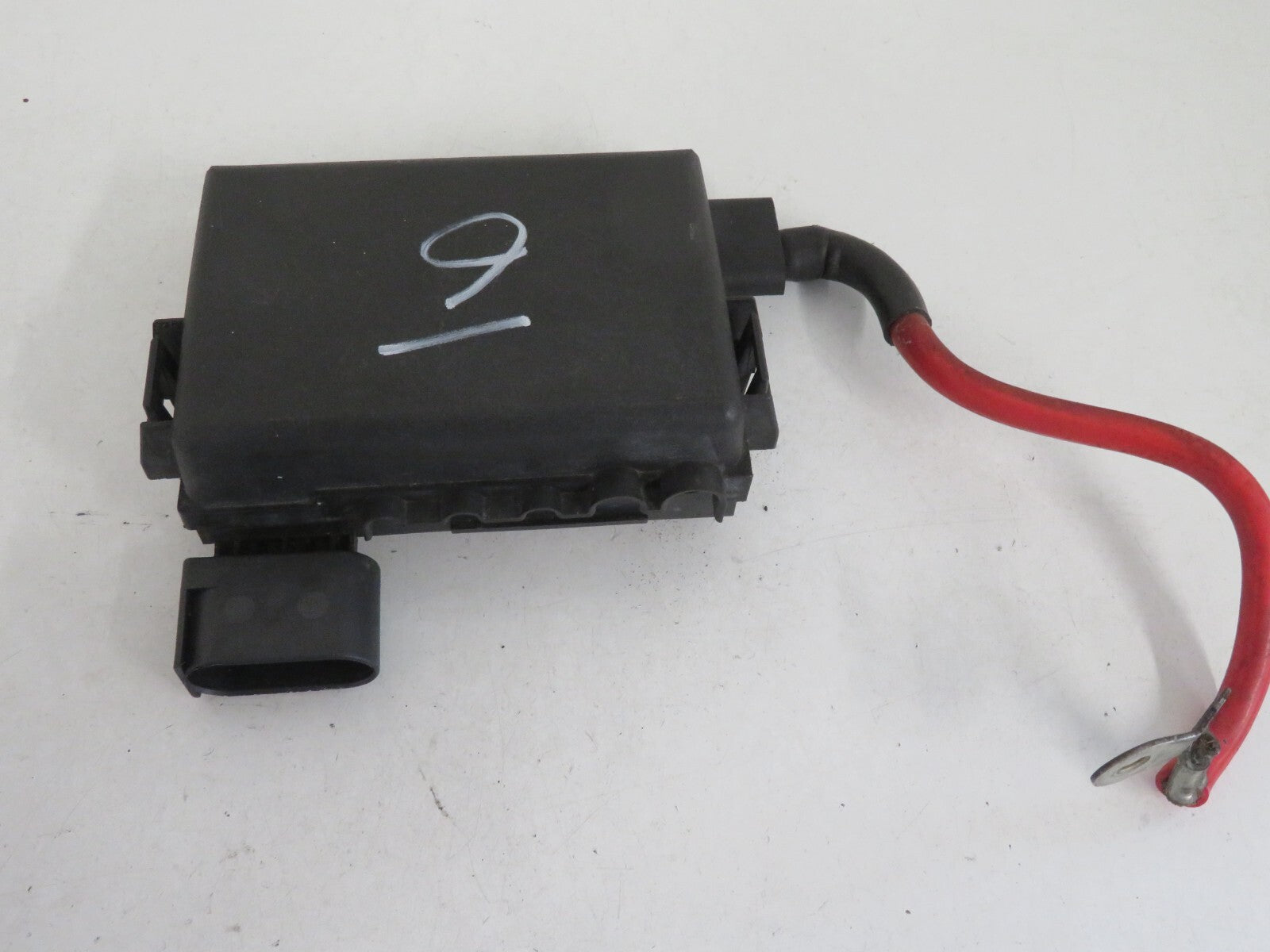 VOLKSWAGEN VW BEETLE BATTERY MEGA FUSE BOX 1999-2005 AMS-9