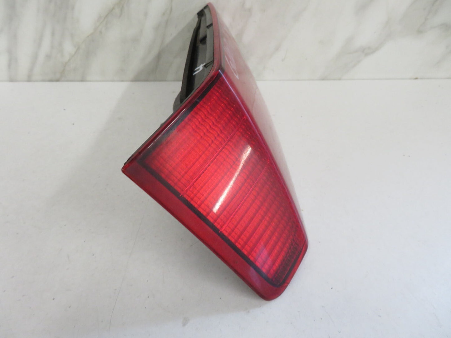MITSUBISHI GALANT OS REAR TAIL LIGHT 226-87201 1996-2004 MIX-1710-4