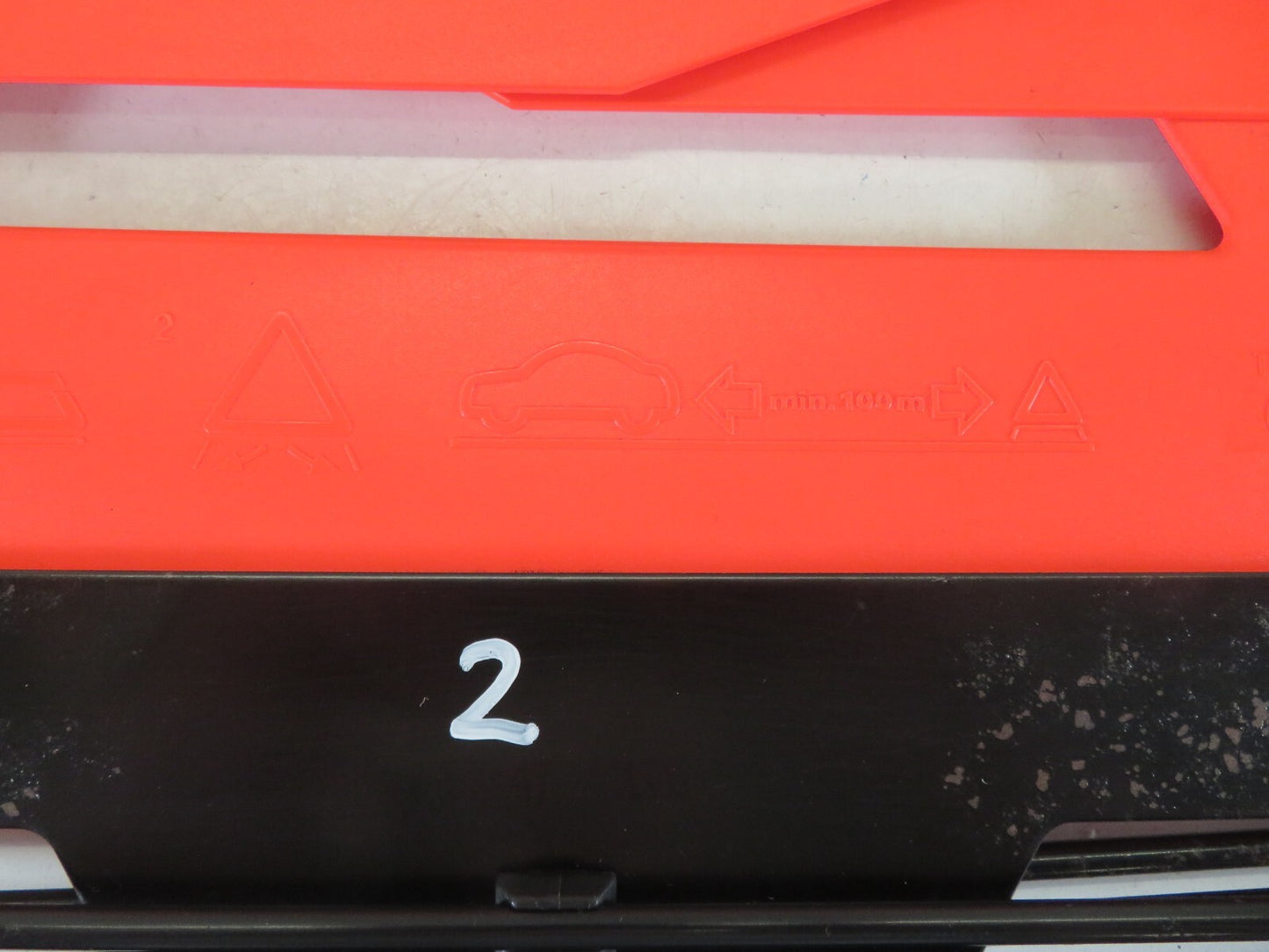 SKODA FABIA MK1 WARNING TRIANGLE 2001-2005 A1157-2