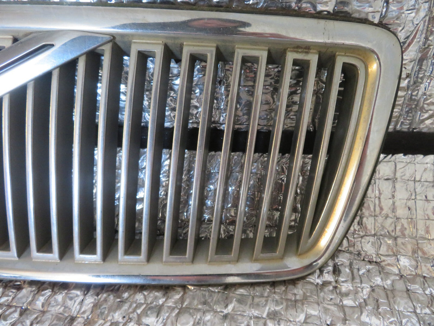 VOLVO C70 MK1 T5 FRONT GRILL 1998-2004