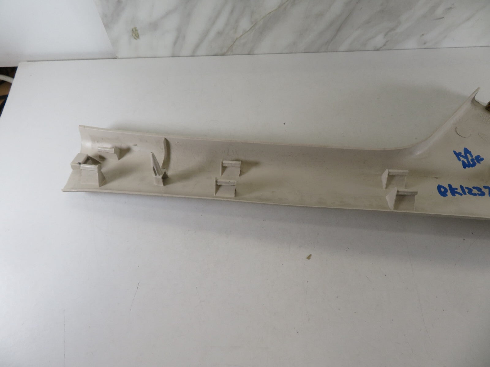 FORD KA MK2 NSF INTERIOR A PILLAR TRIM 2008-2015 BK1237