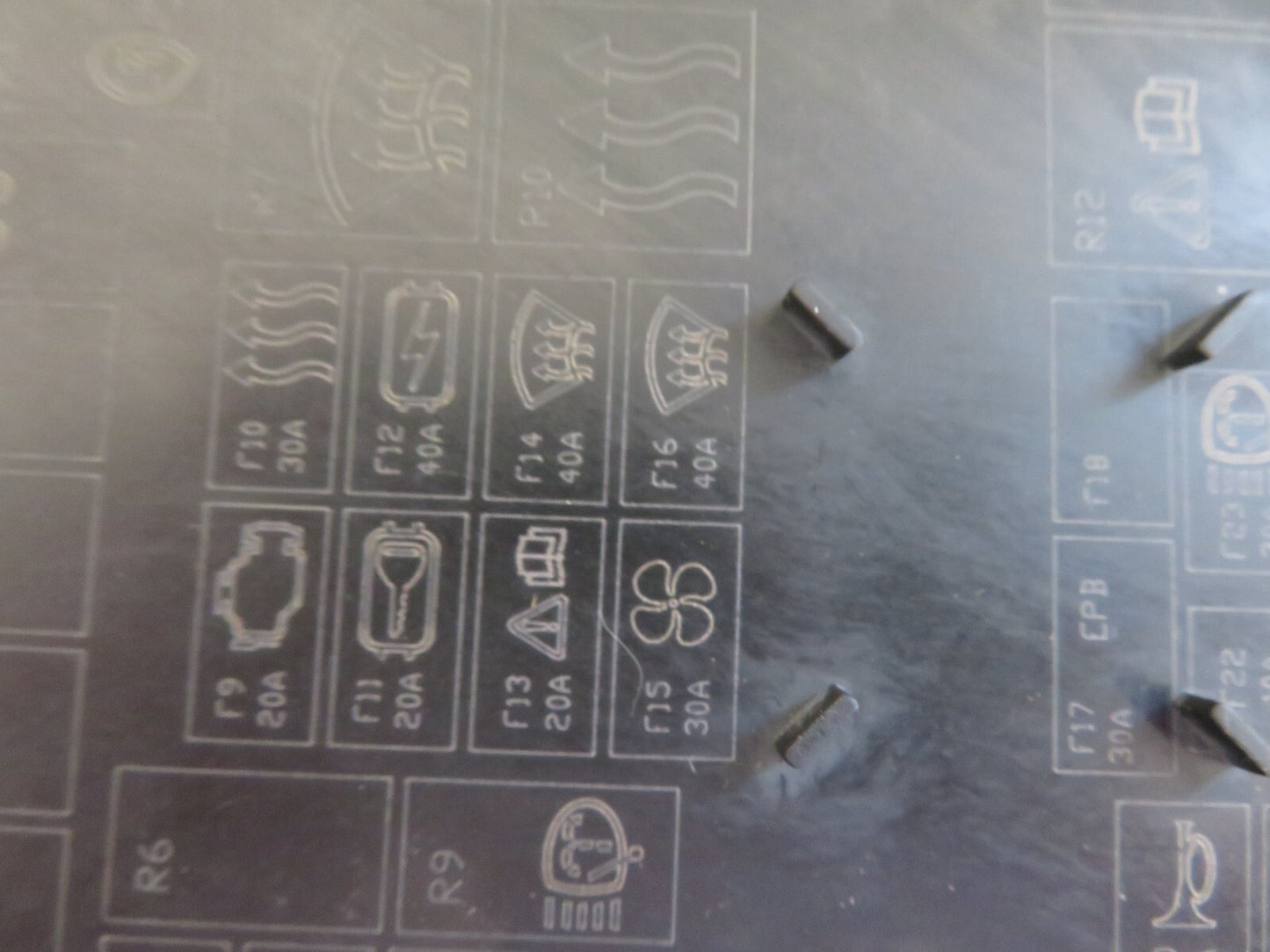 FORD FOCUS CC ENGINE BAY FUSE BOX COVER 2006-2010 AM1237-10