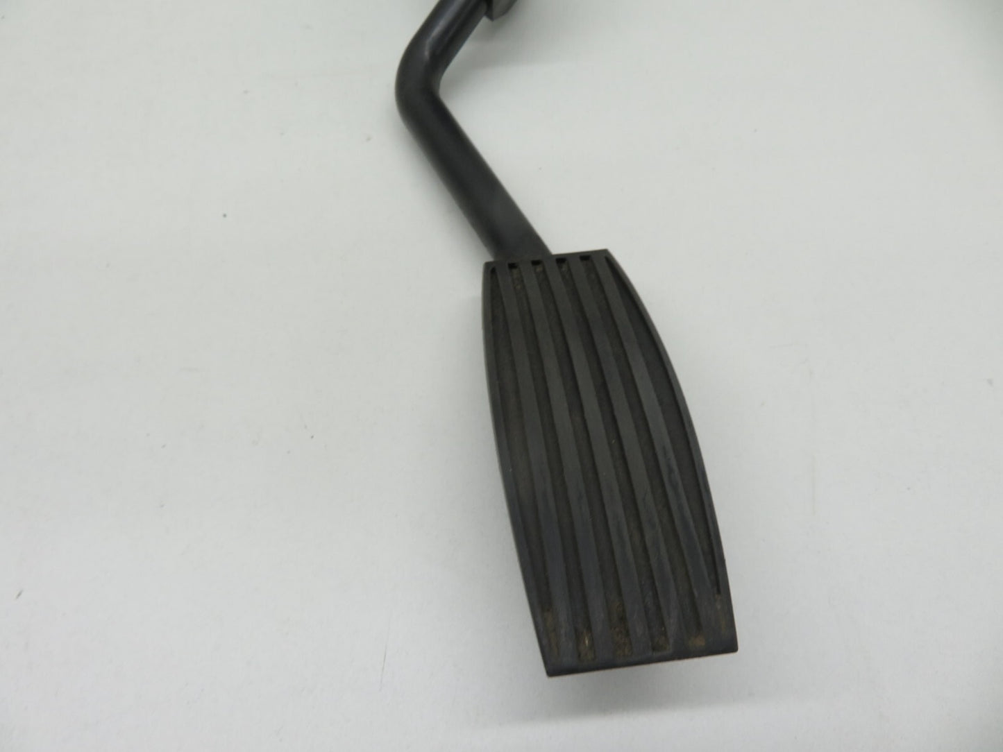 VAUXHALL CORSA D THROTTLE PEDAL 55702021 2006-2010 1700-2