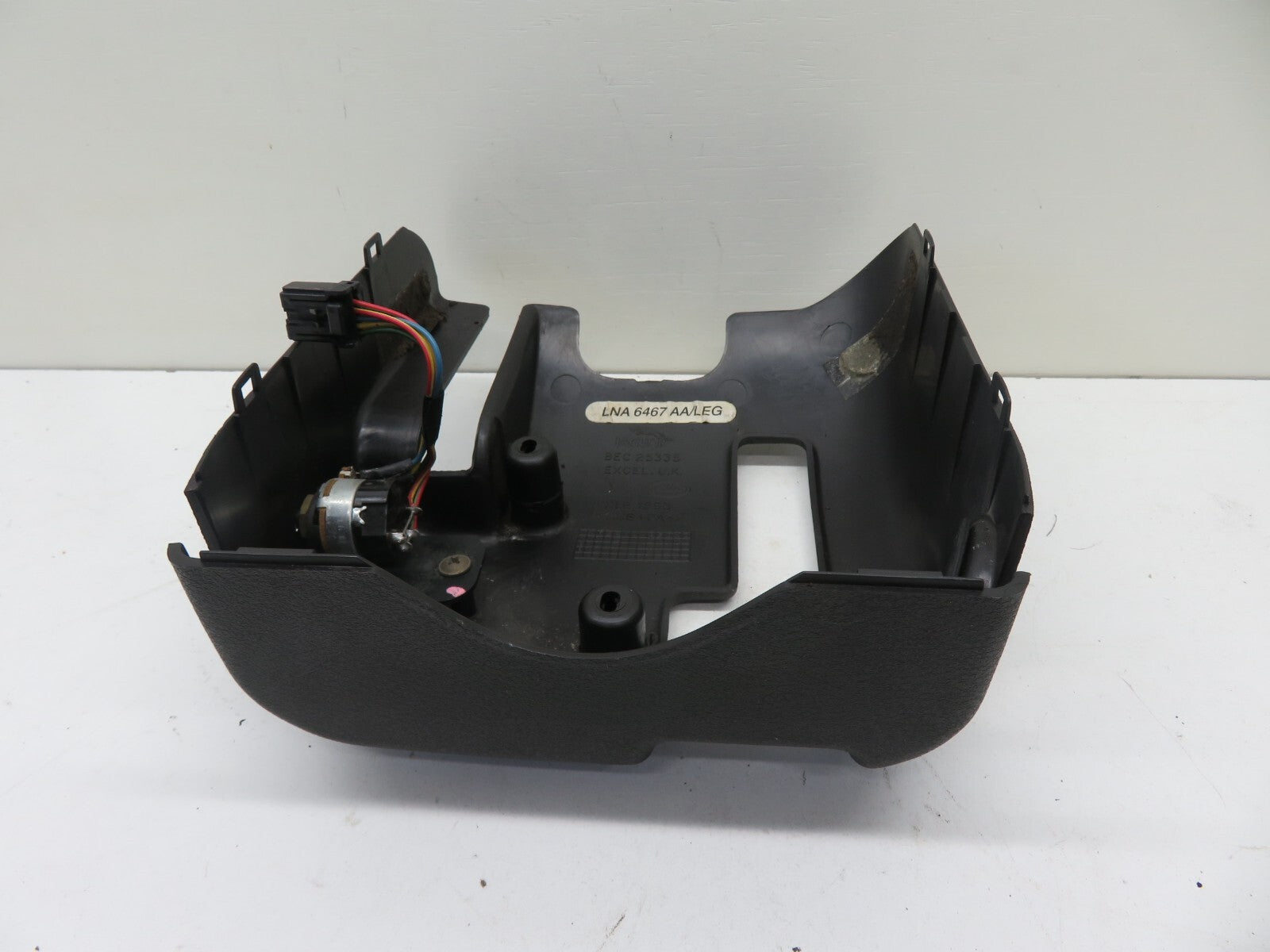 JAGUAR XJR STEERING COLUMN LOWER TRIM COVER 1994-2001 1744-3