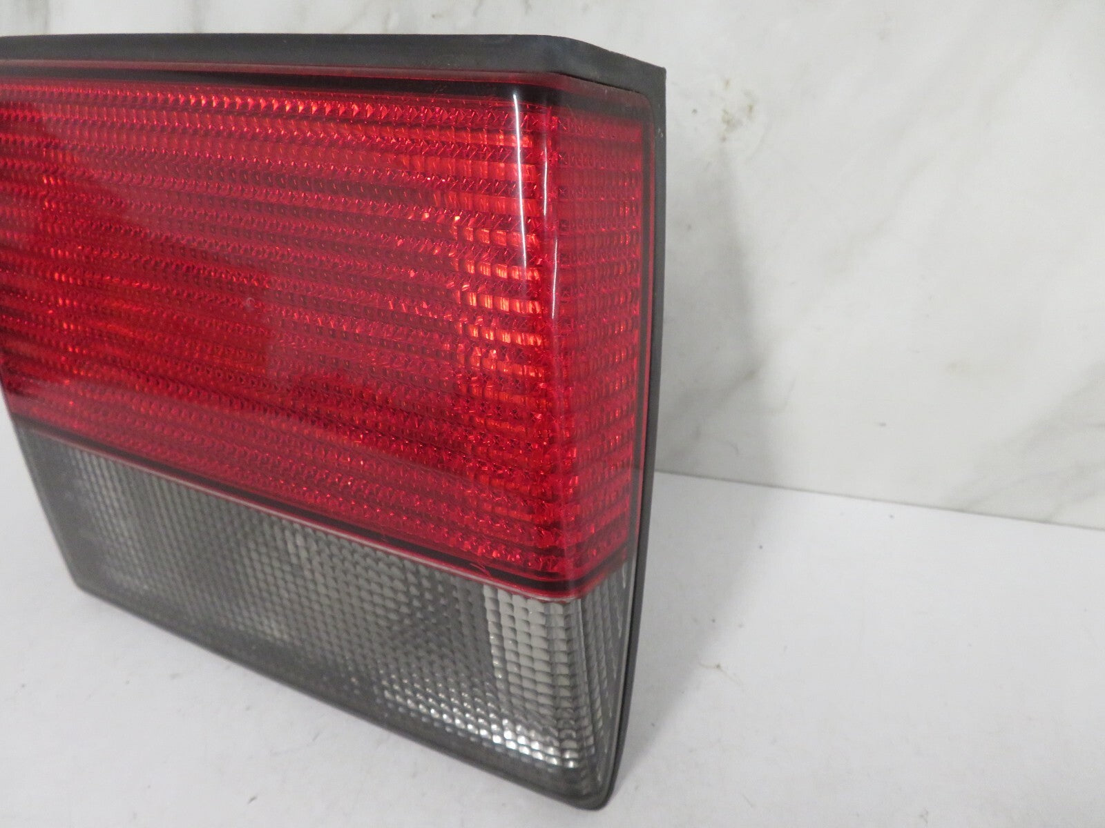 SAAB 93 9-3 NS PASSENGER REAR INNER LIGHT 4831145 1994-2001 1624-4