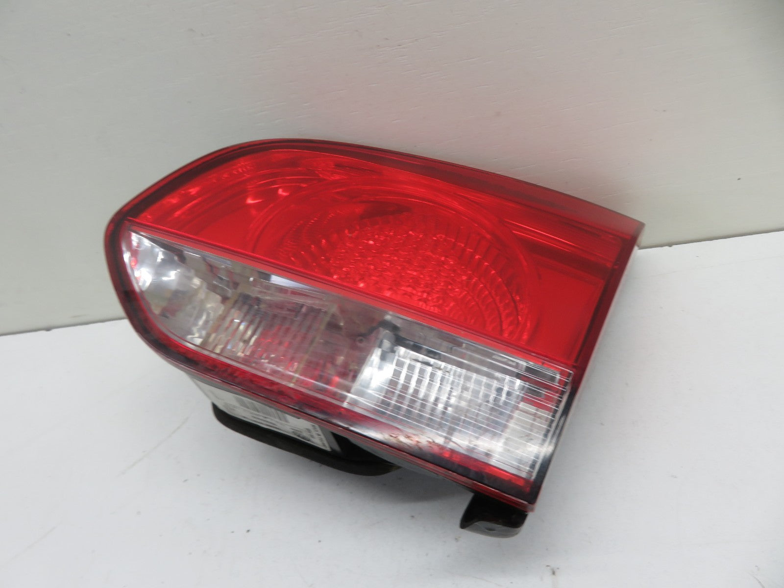 VW GOLF MK6 OS DRIVER INNER REAR TAIL LIGHT 89090909 2009-2013 1546-5