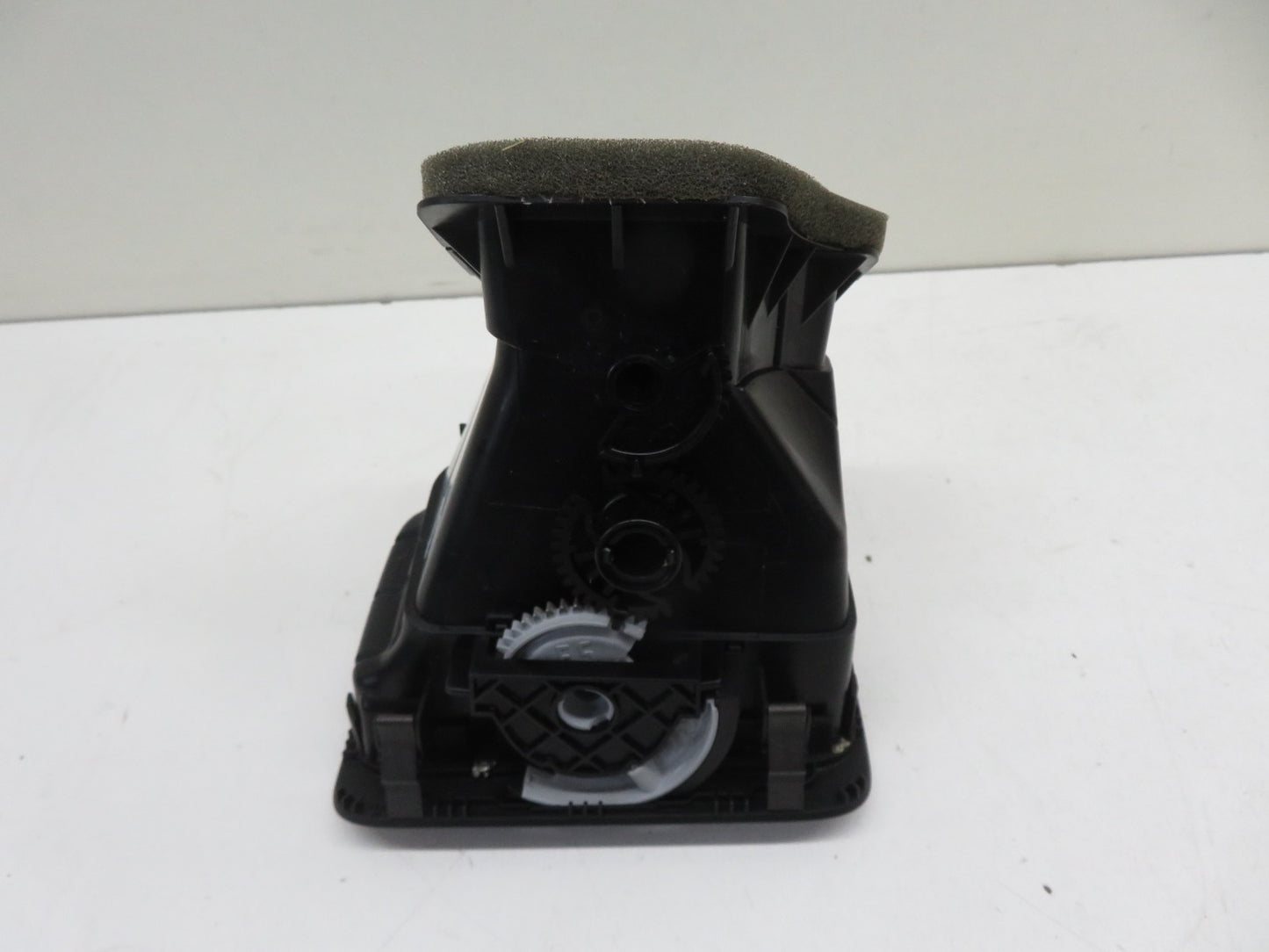 VW GOLF MK6 NS PASSENGER DASHBOARD AIR VENT 2009-2013 1546-2