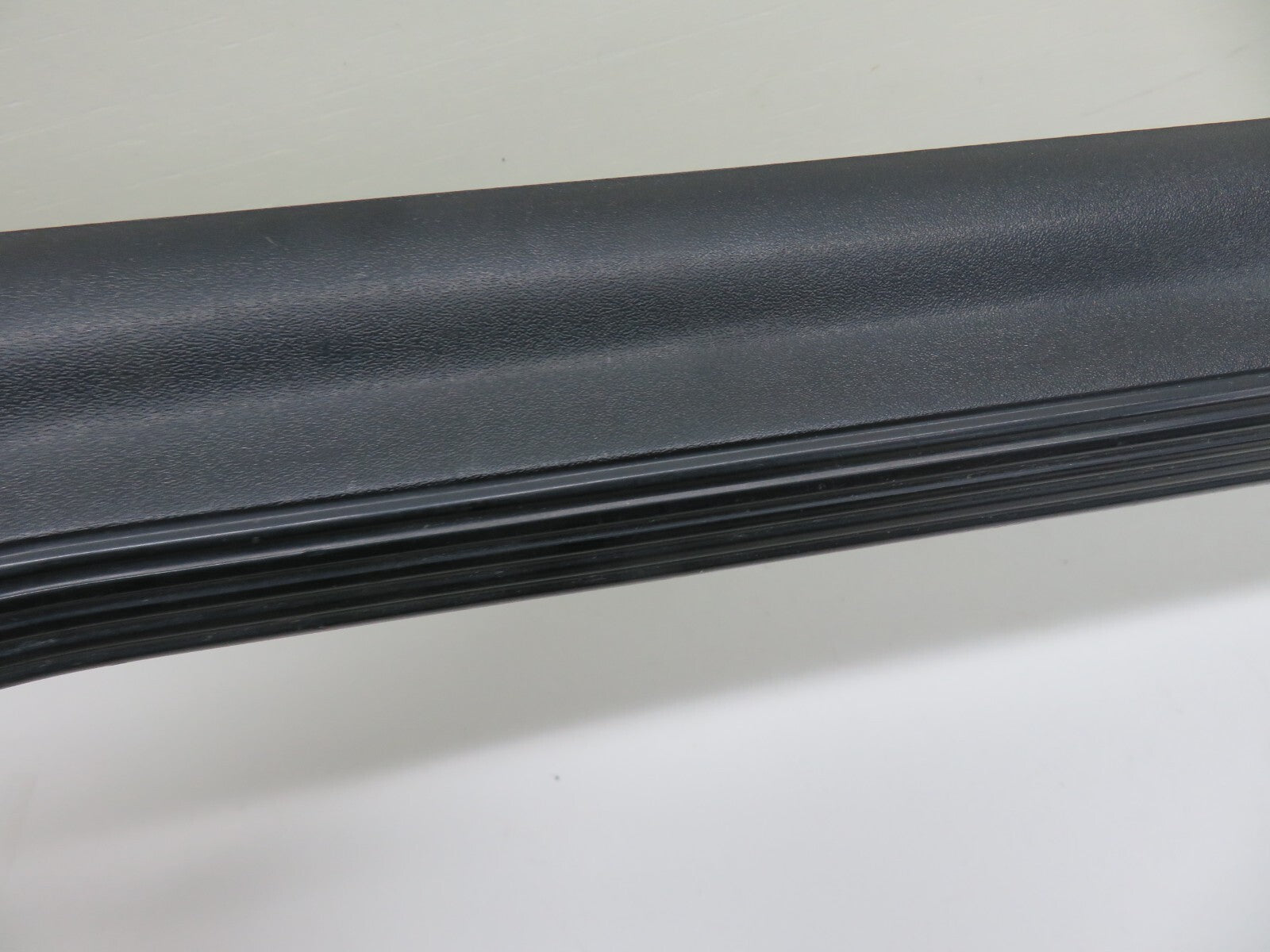 BMW E36 3 SERIES NS PASSENGER SIDE KICK PANEL 1977818 SILL TRIM 1991-1998