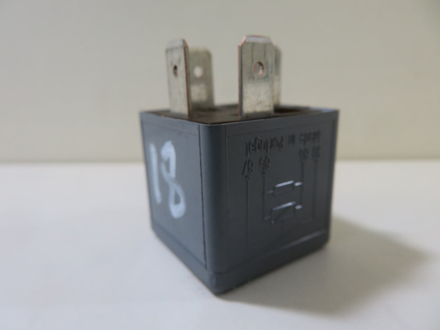 VOLKSWAGEN VW TOURAN MULTI PURPOSE RELAY 53 2003-2009 1701-18