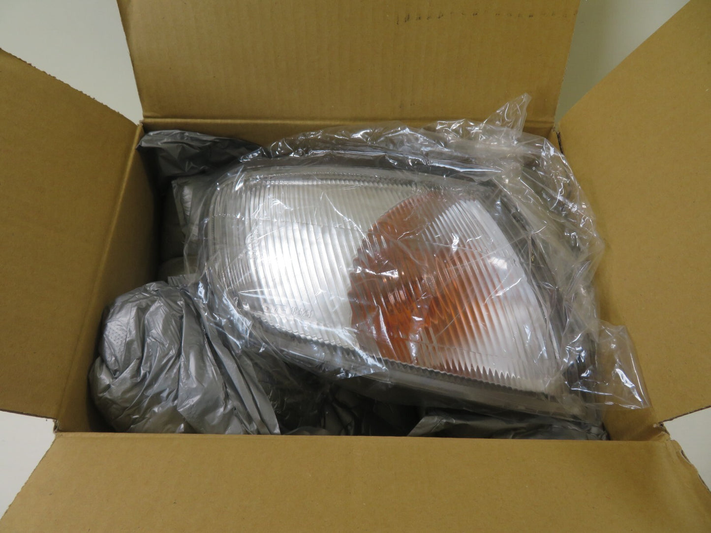 OS DRIVER RH FRONT INDICATOR LIGHT LUCAS LPB428 FOR NISSAN ALMERA 1995-1997