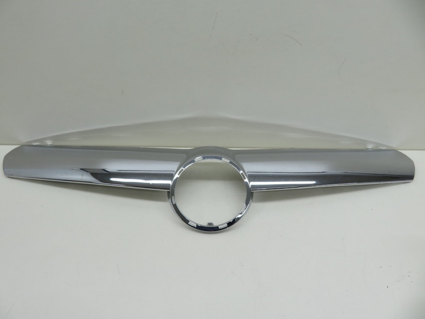 FRONT GRILLE SURROUND TRIM FOR VAUXHALL ZAFIRA OP07027MA 2004-2011