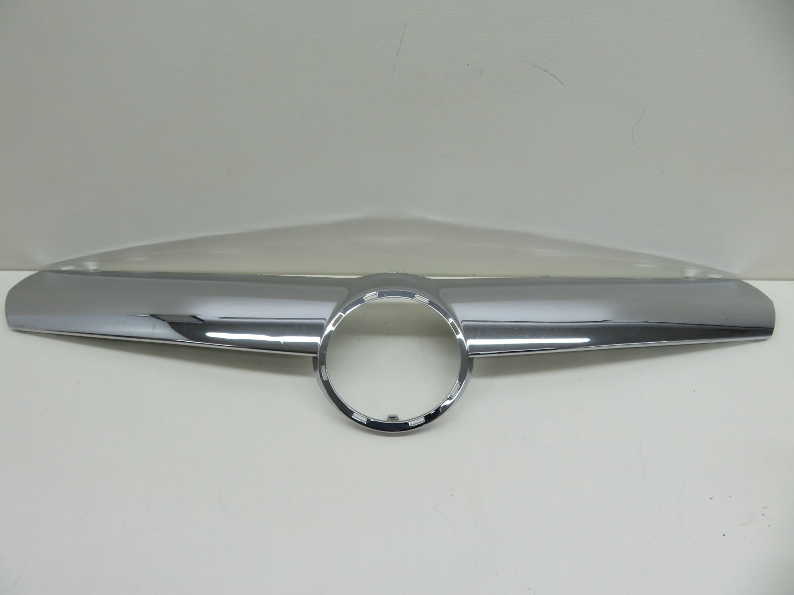 FRONT GRILLE SURROUND TRIM FOR VAUXHALL ZAFIRA OP07027MA 2004-2011