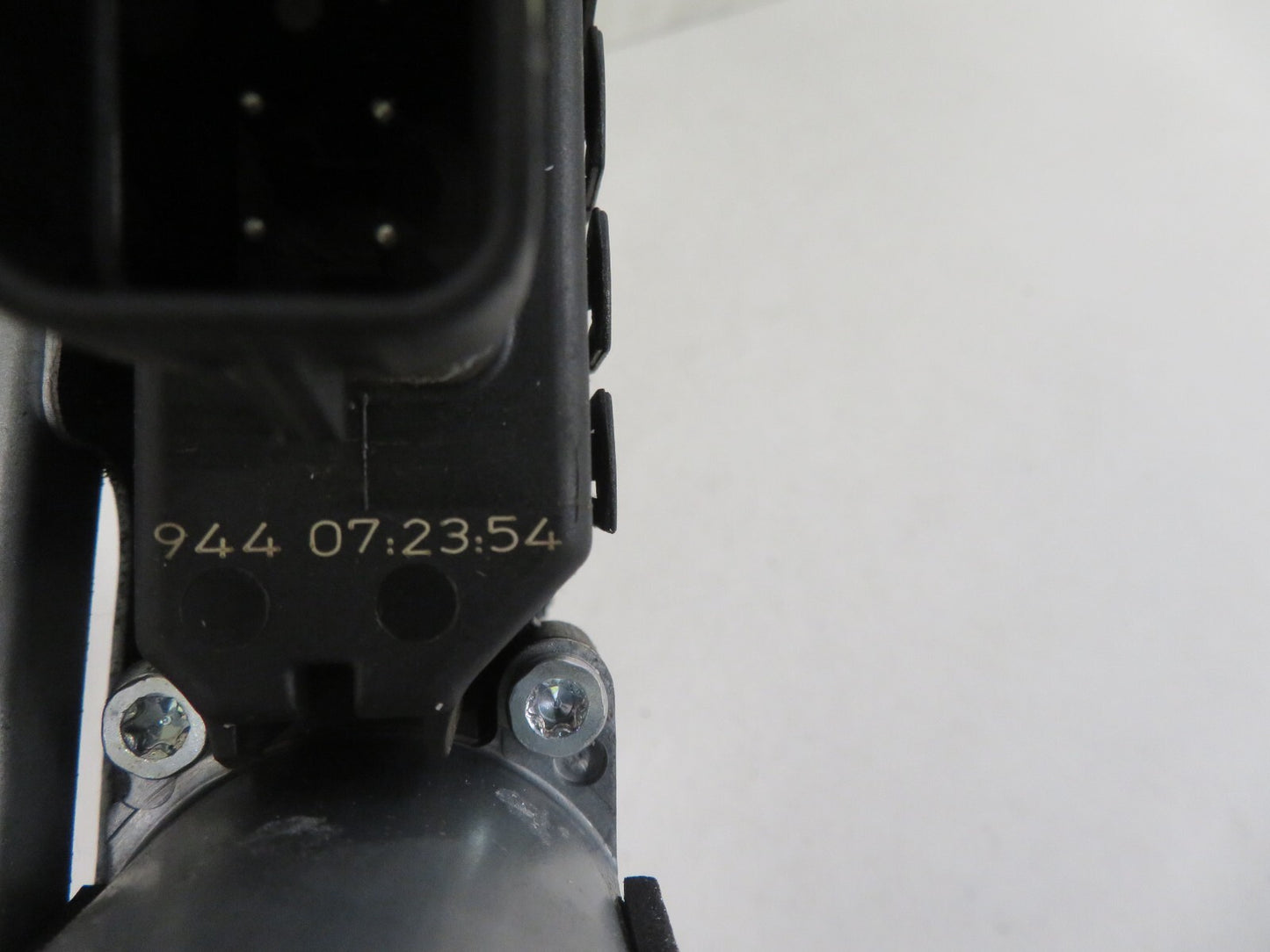 VAUXHALL ASTRA H OSR WINDOW REGULATOR 13100424 2004-2011 MIX1417-8