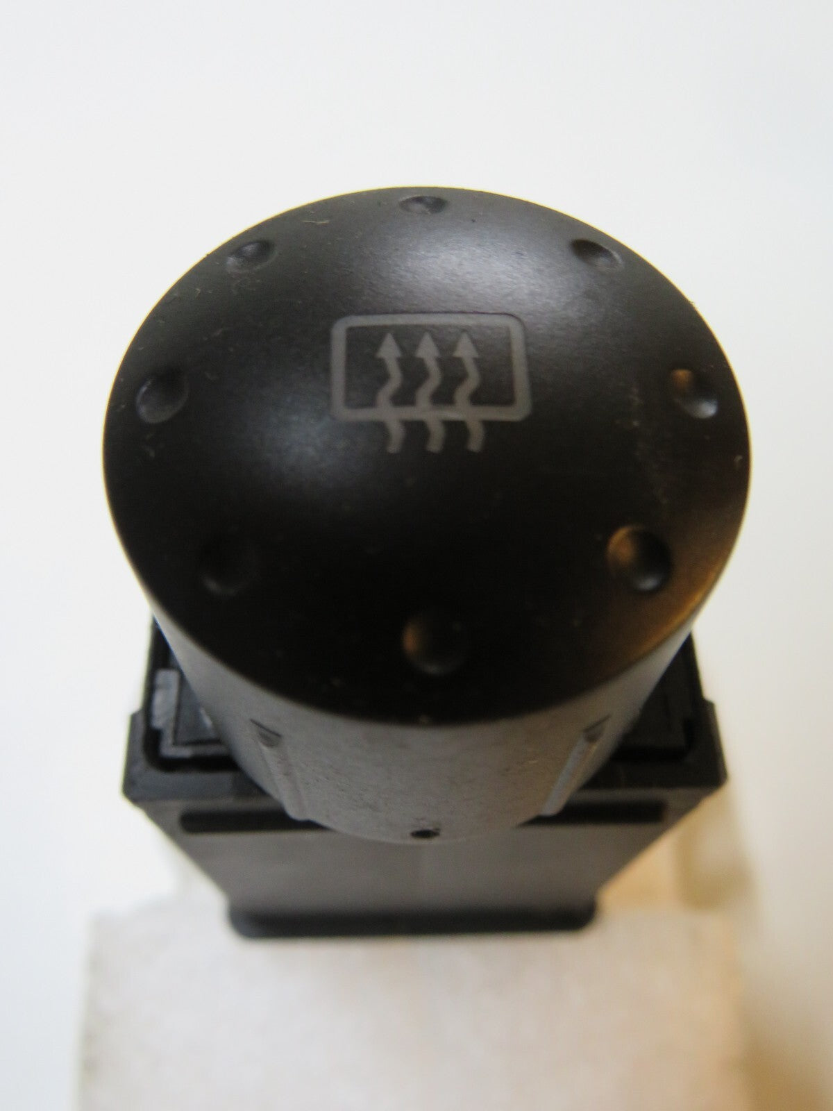 AUDI TT MK1 REAR WINDOW DEMISTER SWITCH 8N0941503B 1998-2004 B6