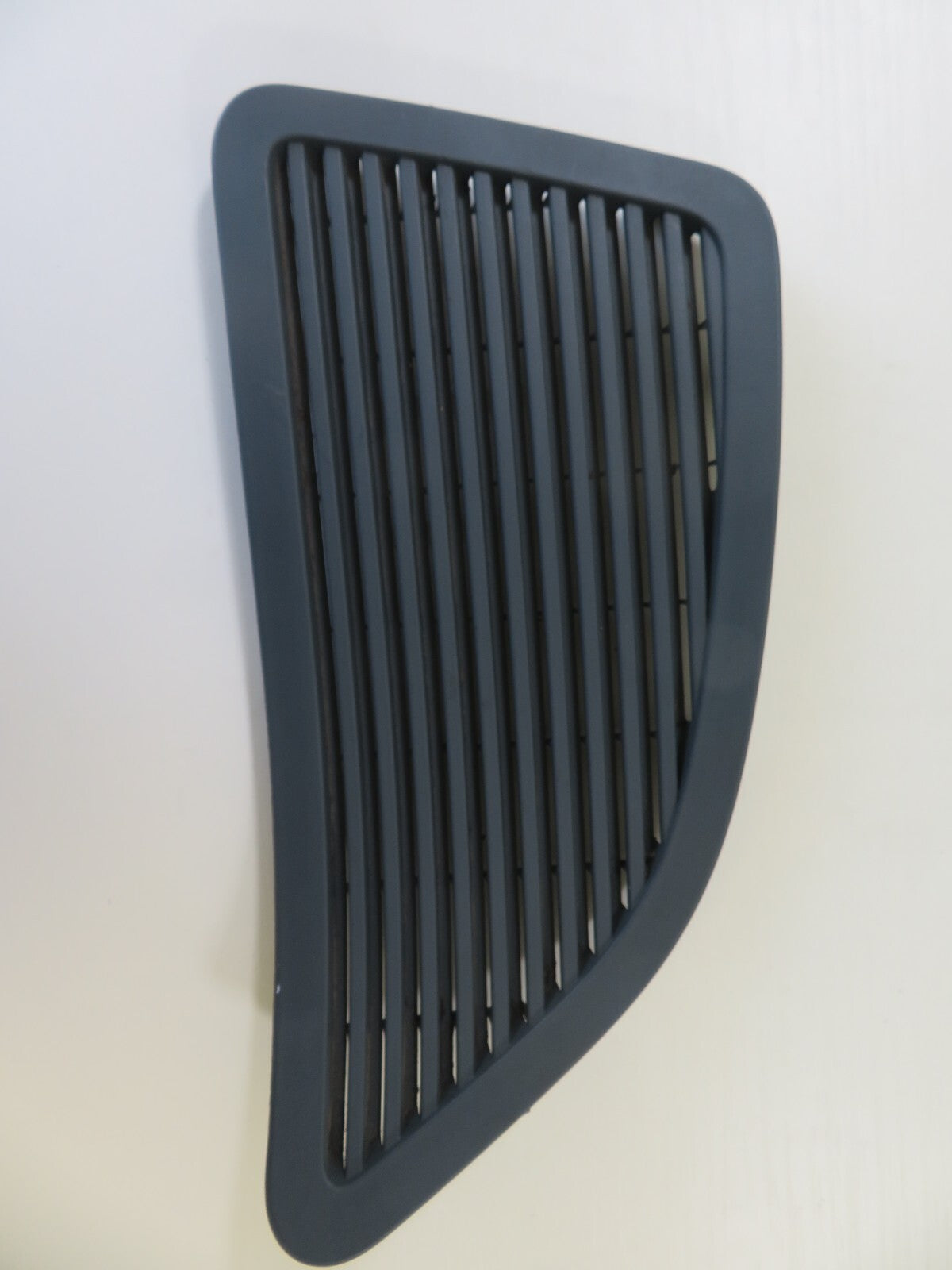 FORD C MAX GRAND NS LH REAR SPEAKER GRILL TRIM AM51-U312A29-AAW 2011-2015 165110