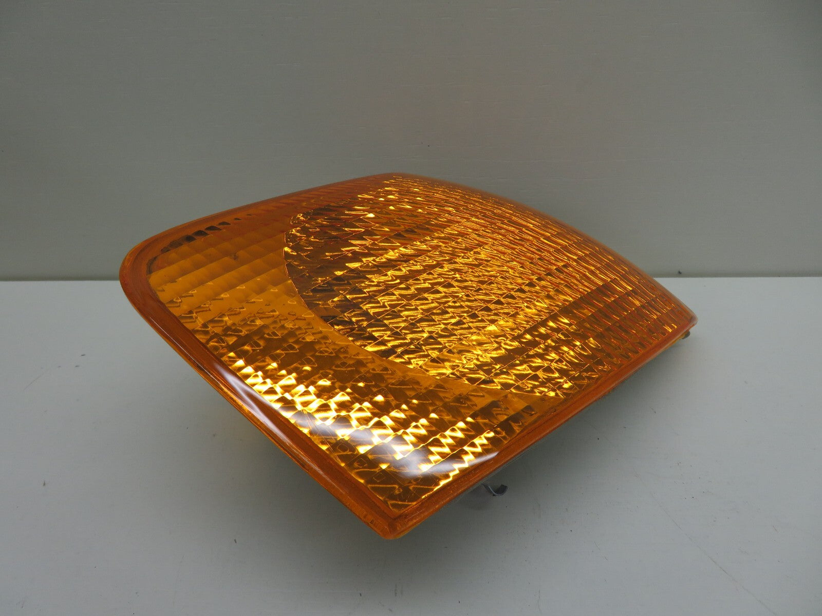 OS DRIVER FRONT INDICATOR LIGHT FOR VOLKSWAGEN PASSAT 1997-2001