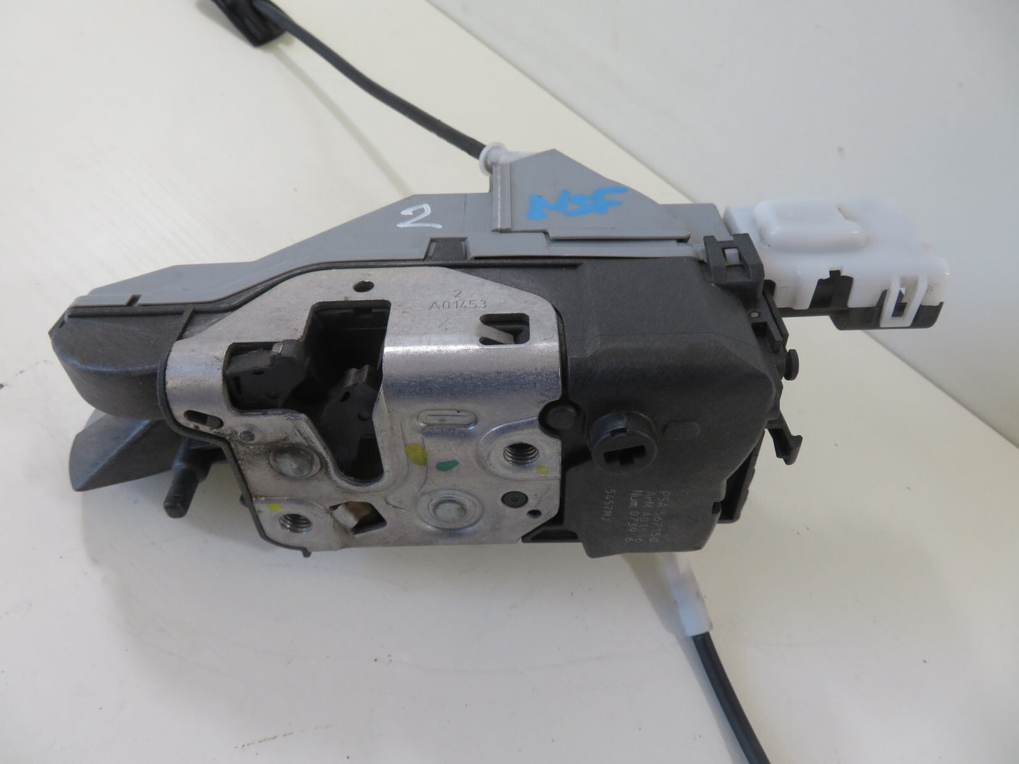 PEUGEOT 308 NSF DOOR LOCK CATCH 2007-2013 1410-2