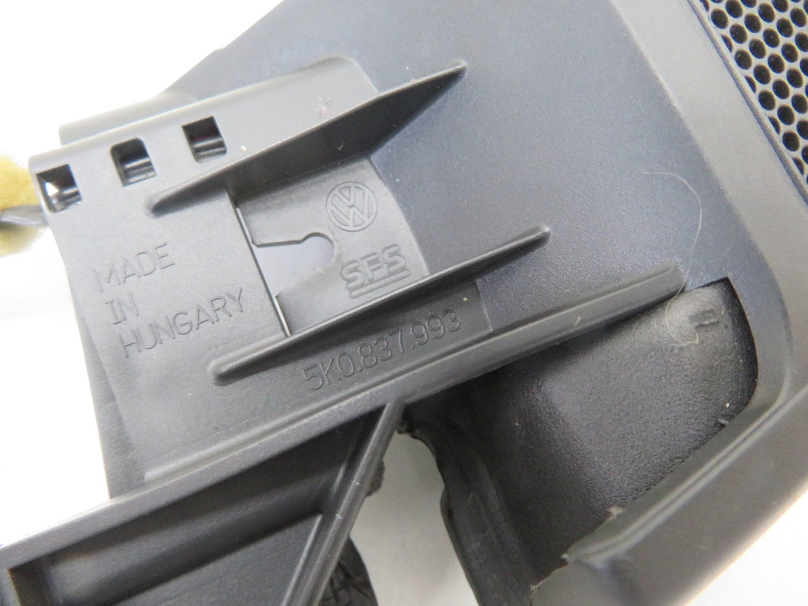 VW GOLF MK6 NS PASSENGER TWEETER COVER TRIM 2009-2013 1500-6