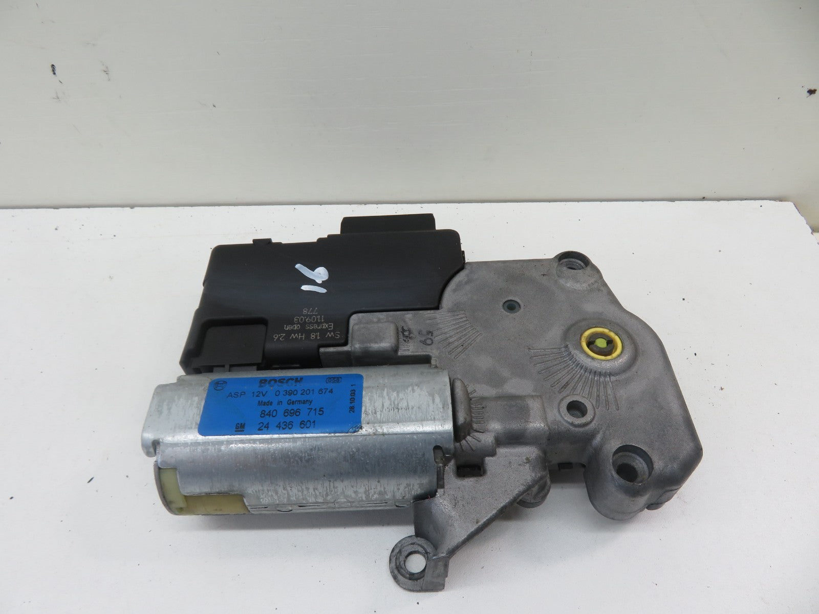 VAUXHALL ZAFIRA A SUNROOF MOTOR 24436601 1999-2005 1353-16