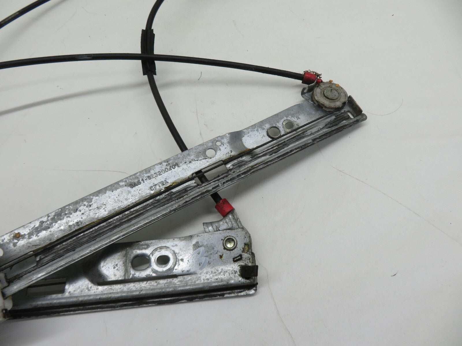 FORD FIESTA MK7 ST180 OS DRIVER DOOR WINDOW REGULATOR 2013-2017 1546-3