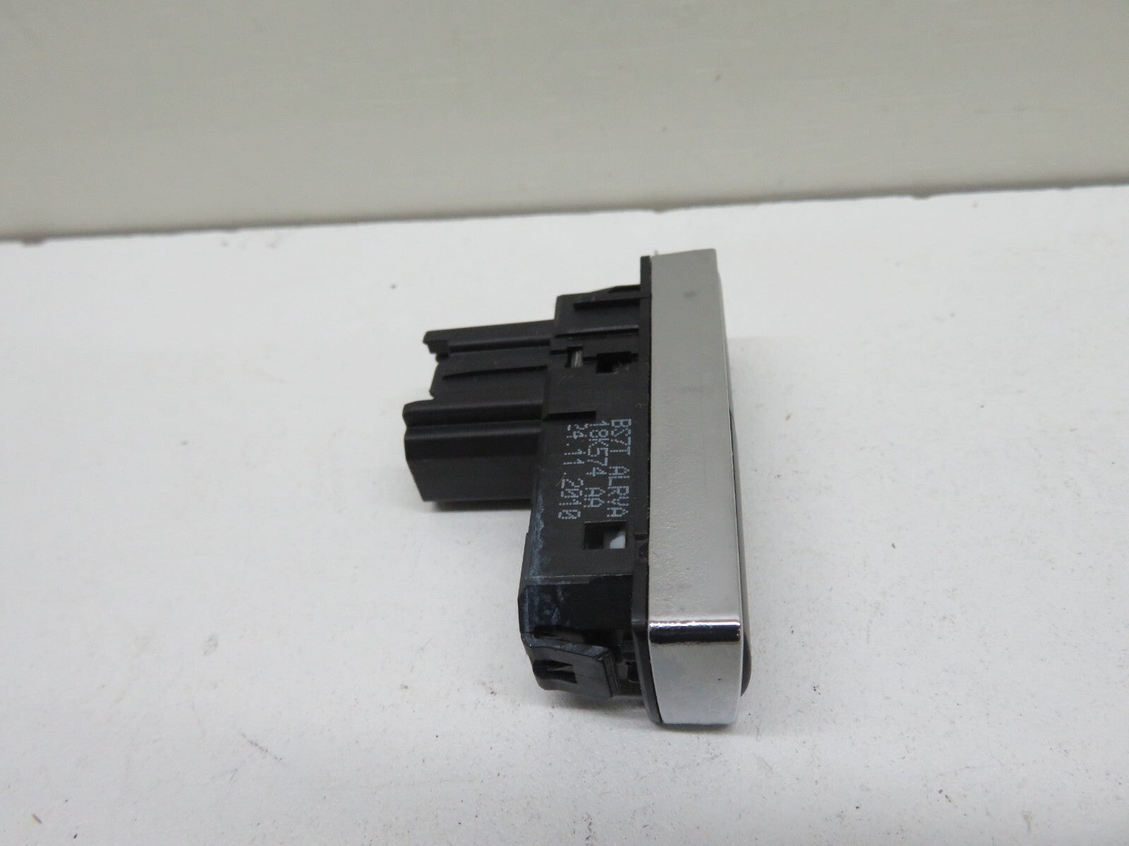 FORD SMAX WINDOW DEMIST SWITCH BS7T-18K574-AA 2006-2010 1847-32