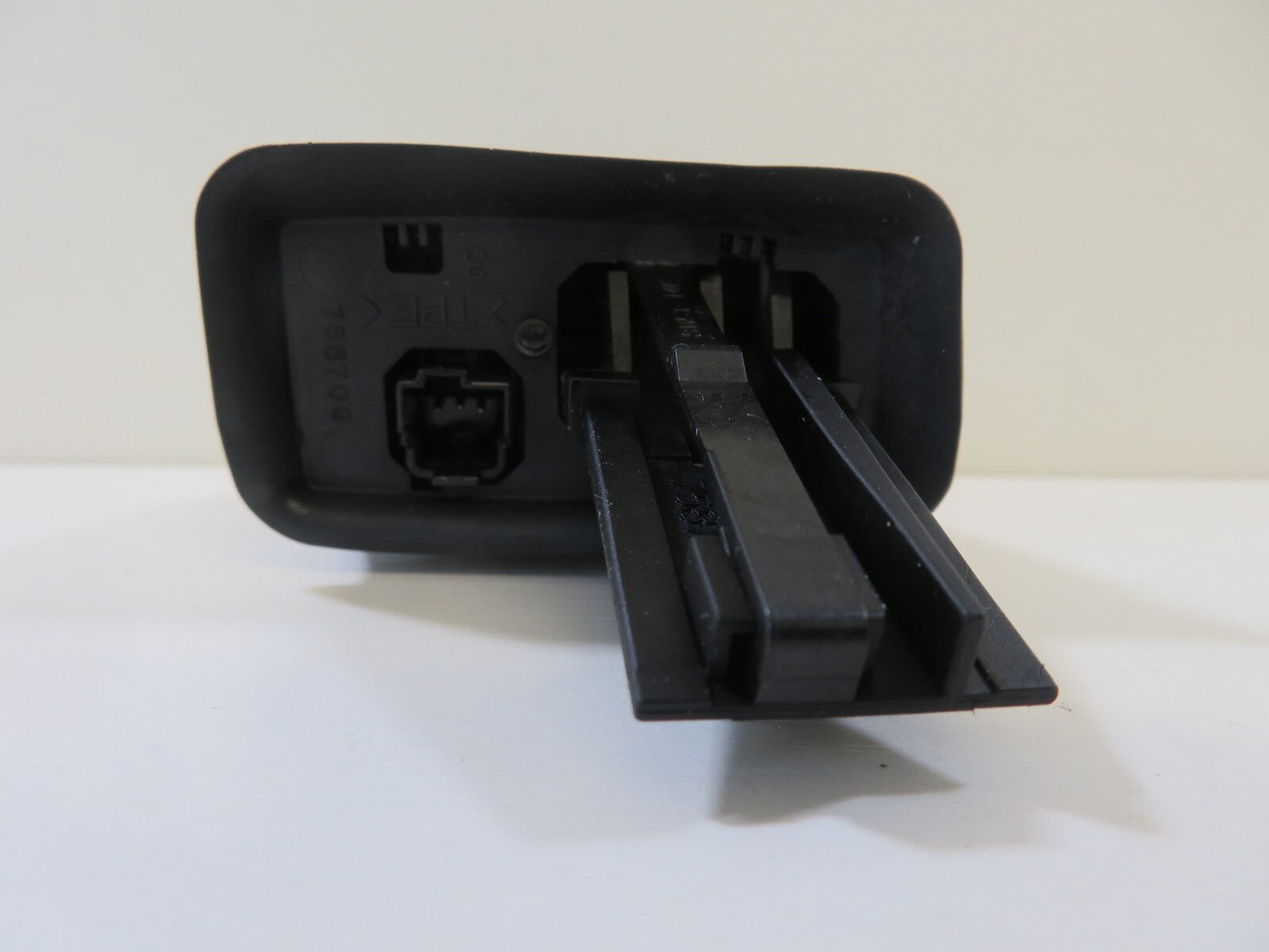 FORD FOCUS MK2 VOLUME CONTROL SWITCHES 2005-2010 1744-27