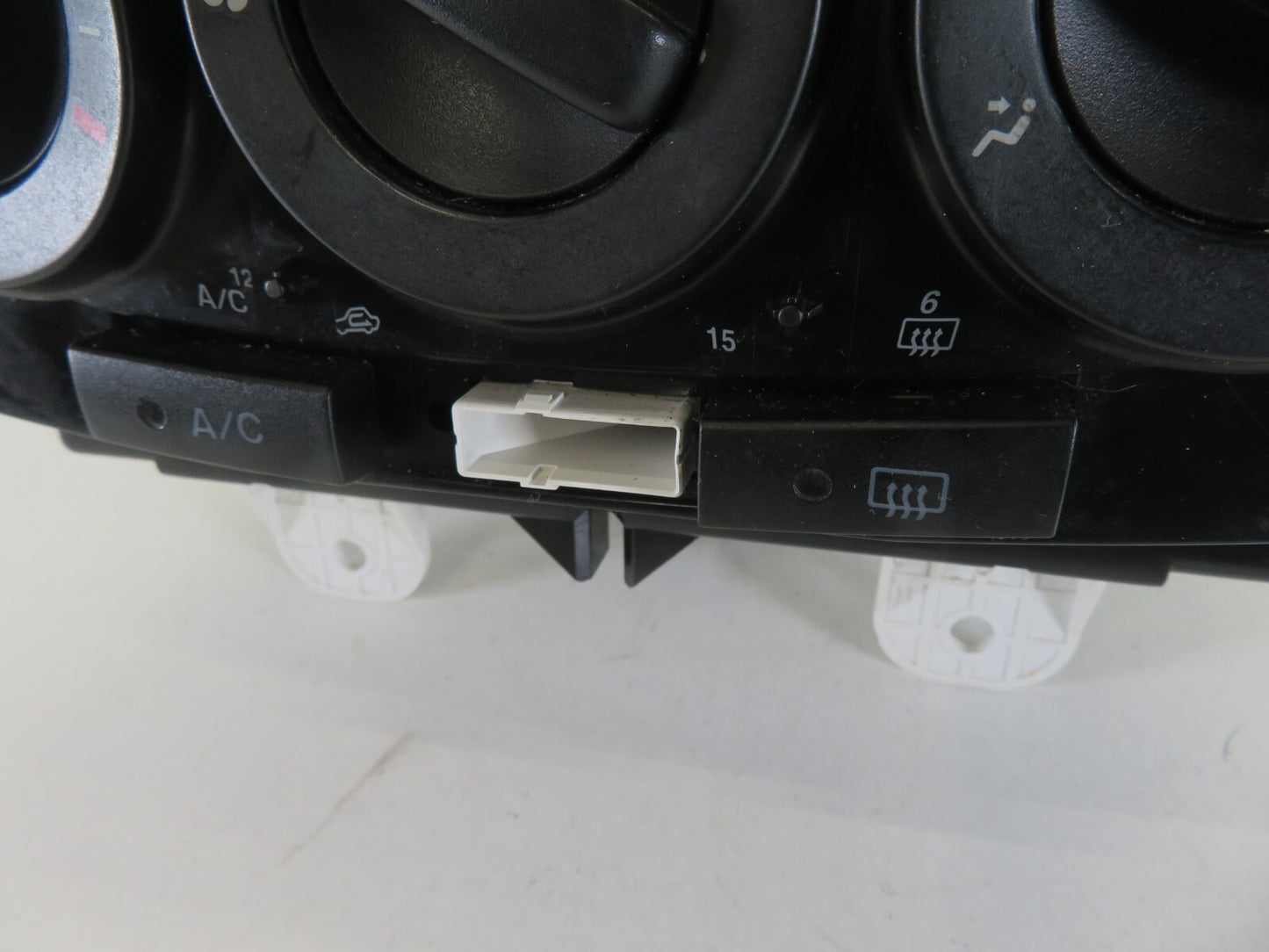 MAZDA 5 MPV HEATER CLIMATE CONTROLS 2005-2010 A1320-8