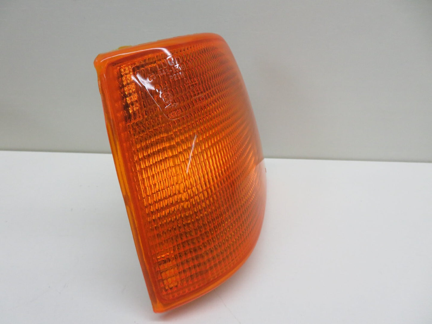 FRONT NS PASSENGER INDICATOR LIGHT FOR AUDI 100 441-1506-U YEARS 1982-1990