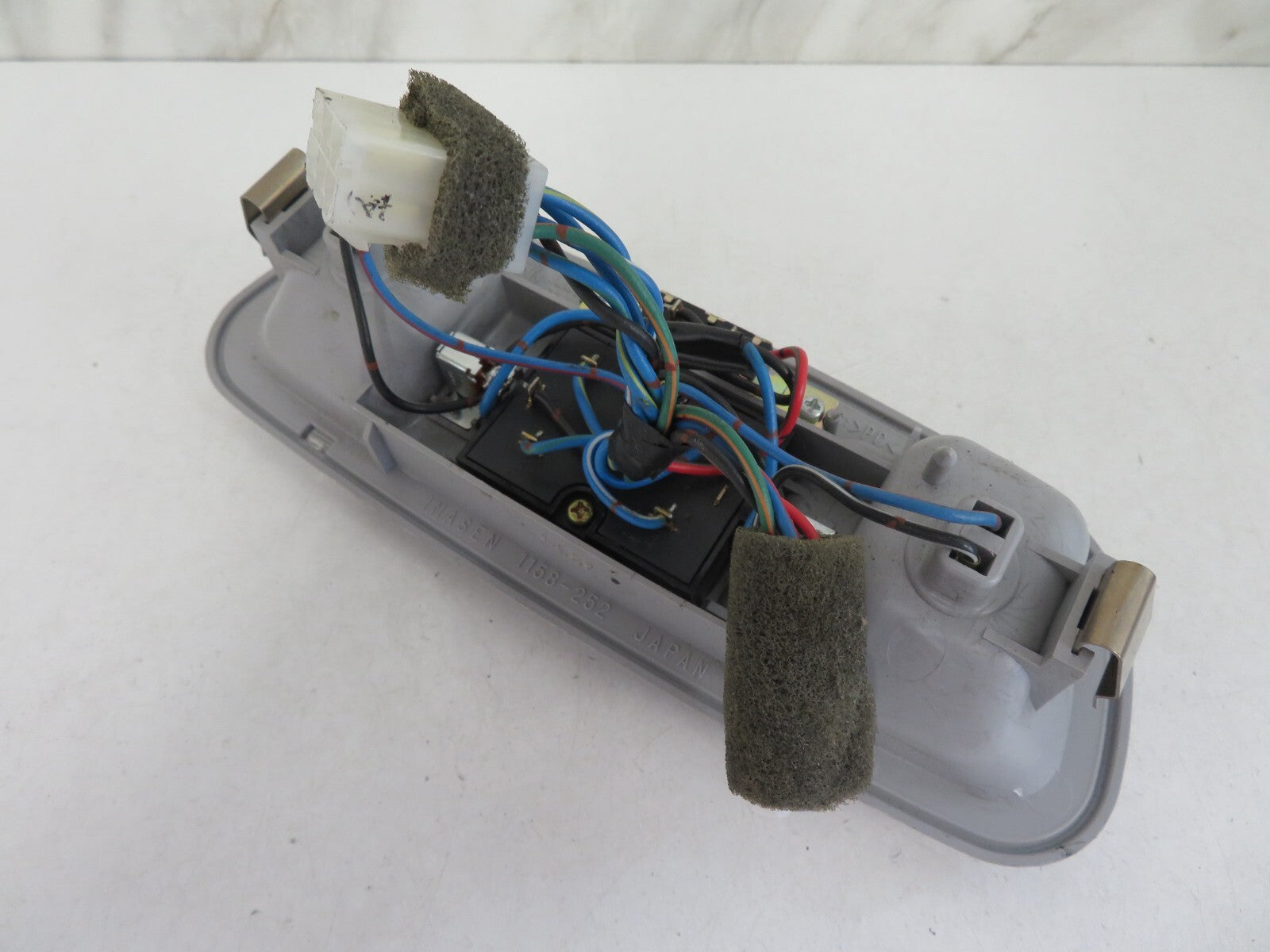 MAZDA MPV INTERIOR ROOF LIGHT LC7169970 2000-2005 A1222-11