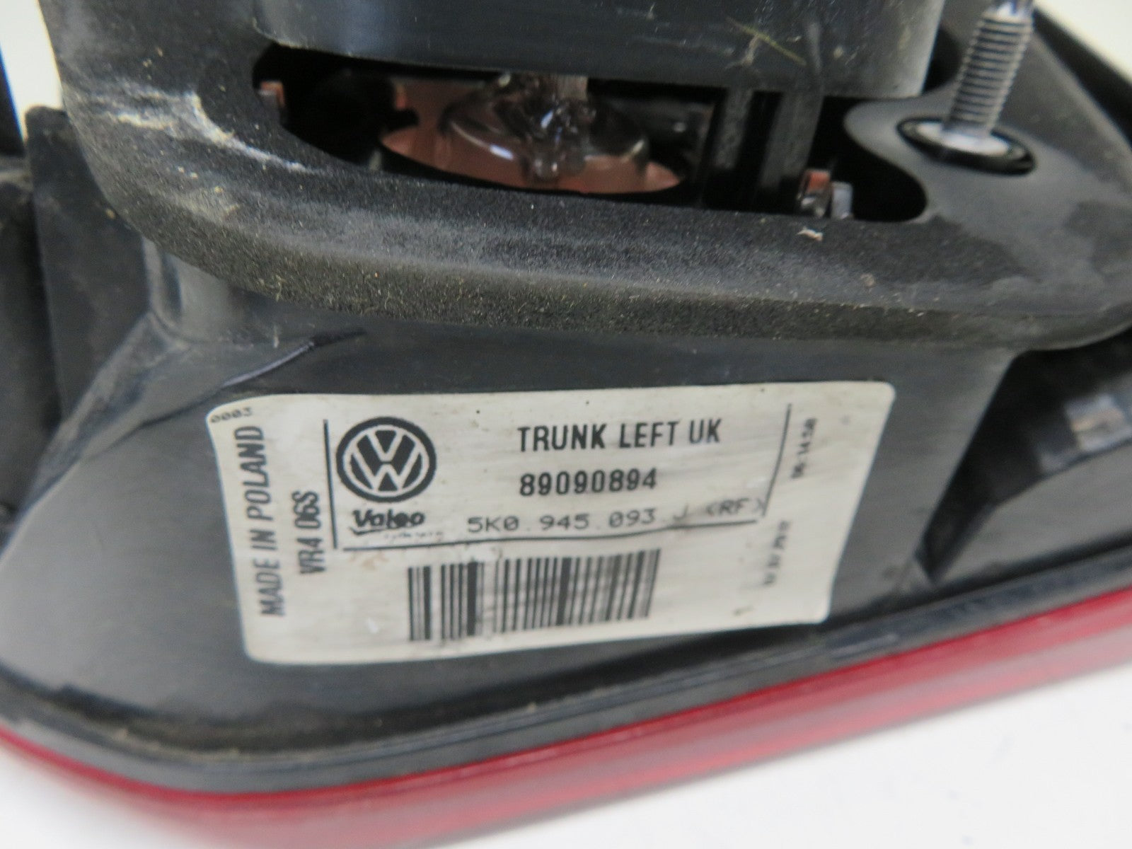 VW GOLF MK6 NS PASSENGER INNER REAR TAIL LIGHT 89090894 2009-2013 1546-5