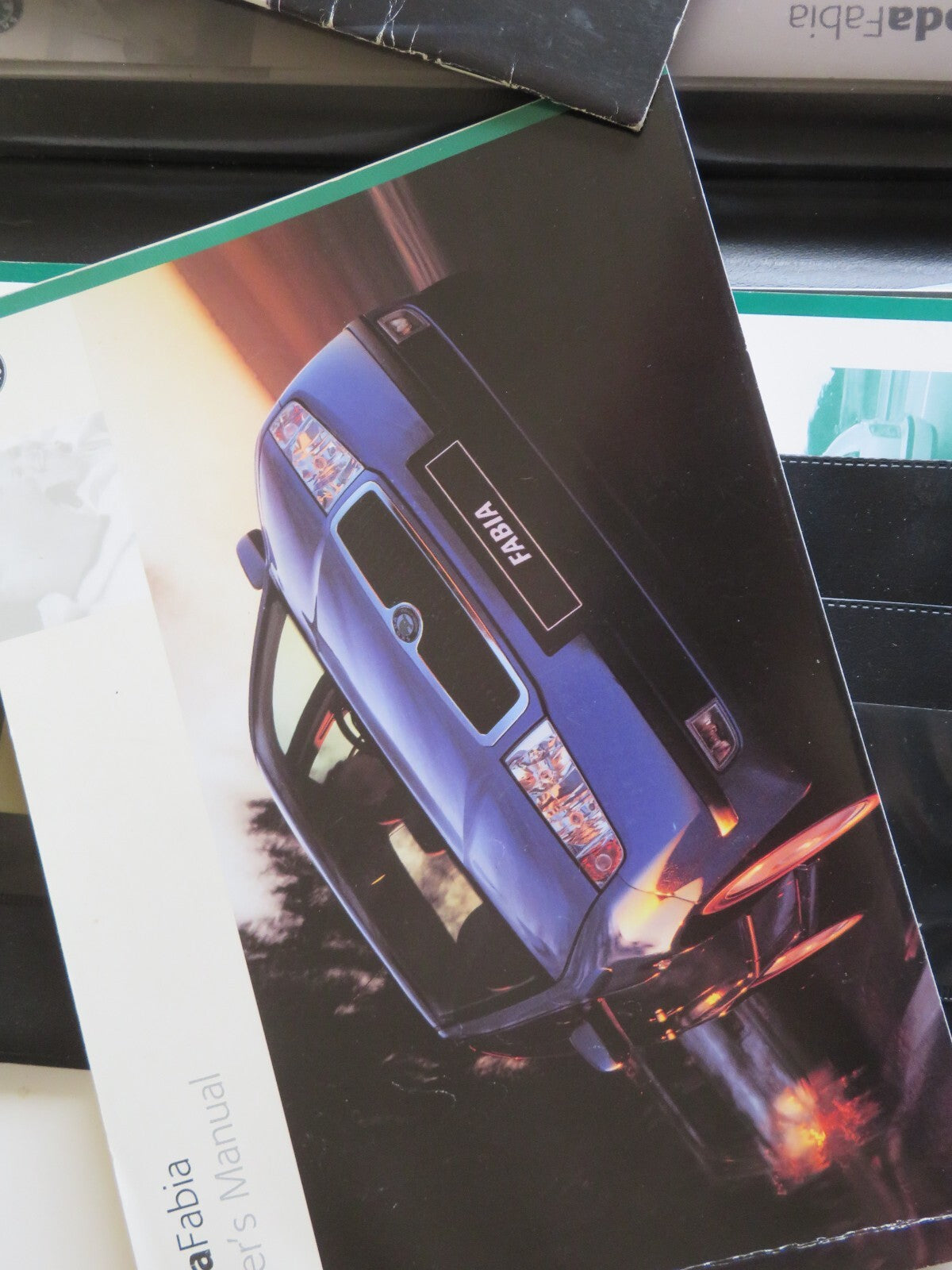 SKODA FABIA MK1 OWNERS MANUAL WITH FOLDER 1999-2004 HM-6