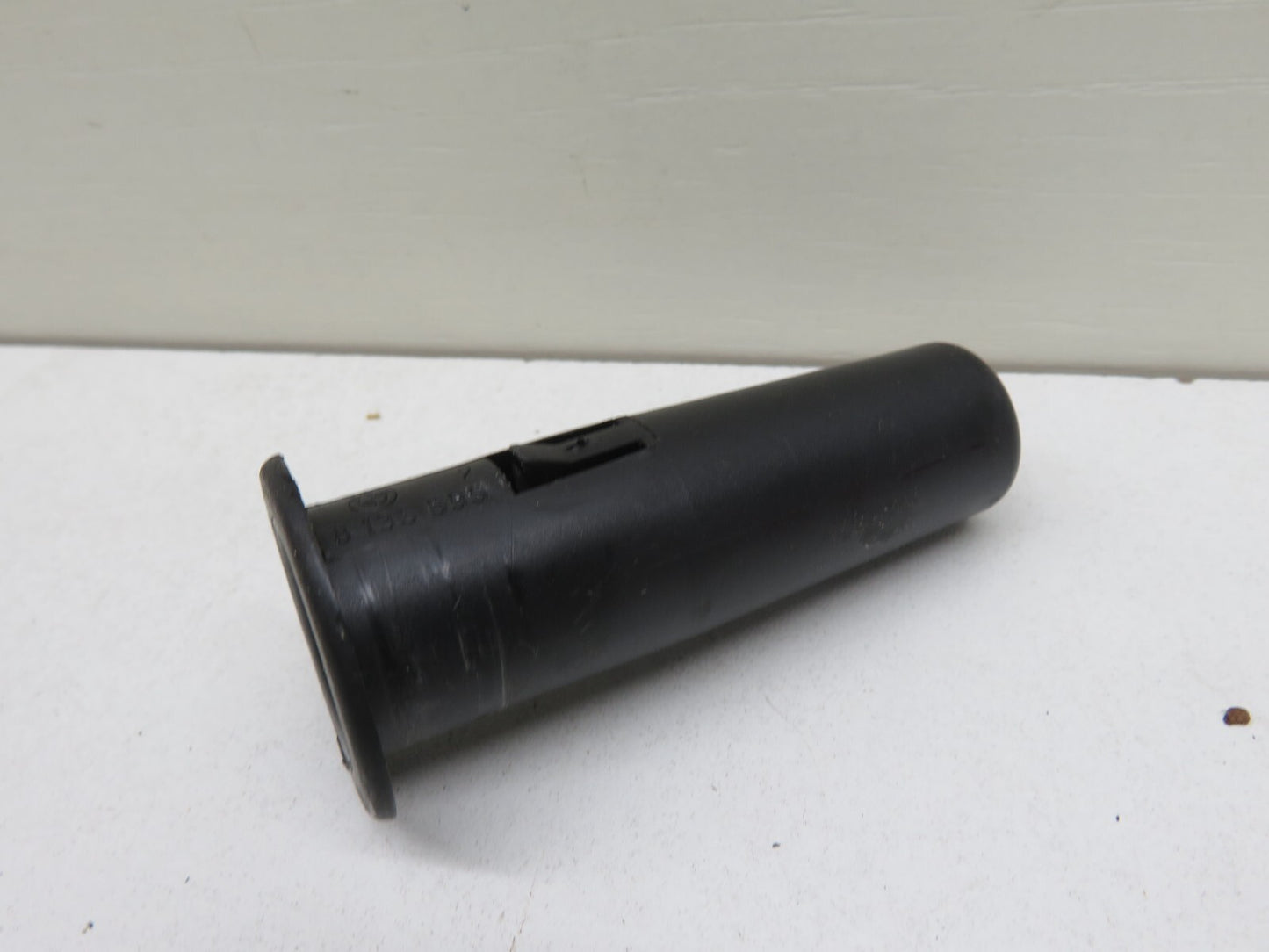 BMW E36 FRONT ARM REST BUSH TRIM 8135595 1991-1998 1658-22