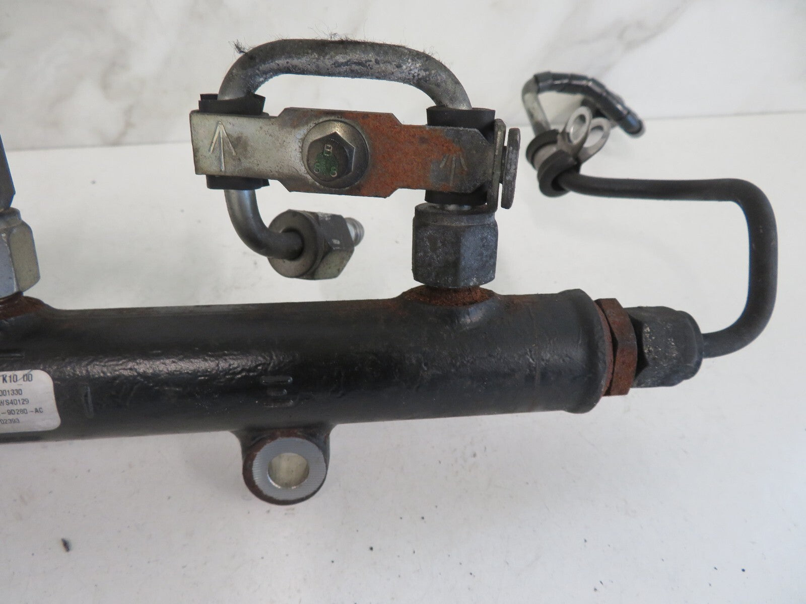 JAGUAR XF X250 FUEL INJECTOR RAIL 4R8Q-90280-AC 2008-2016 1241-10